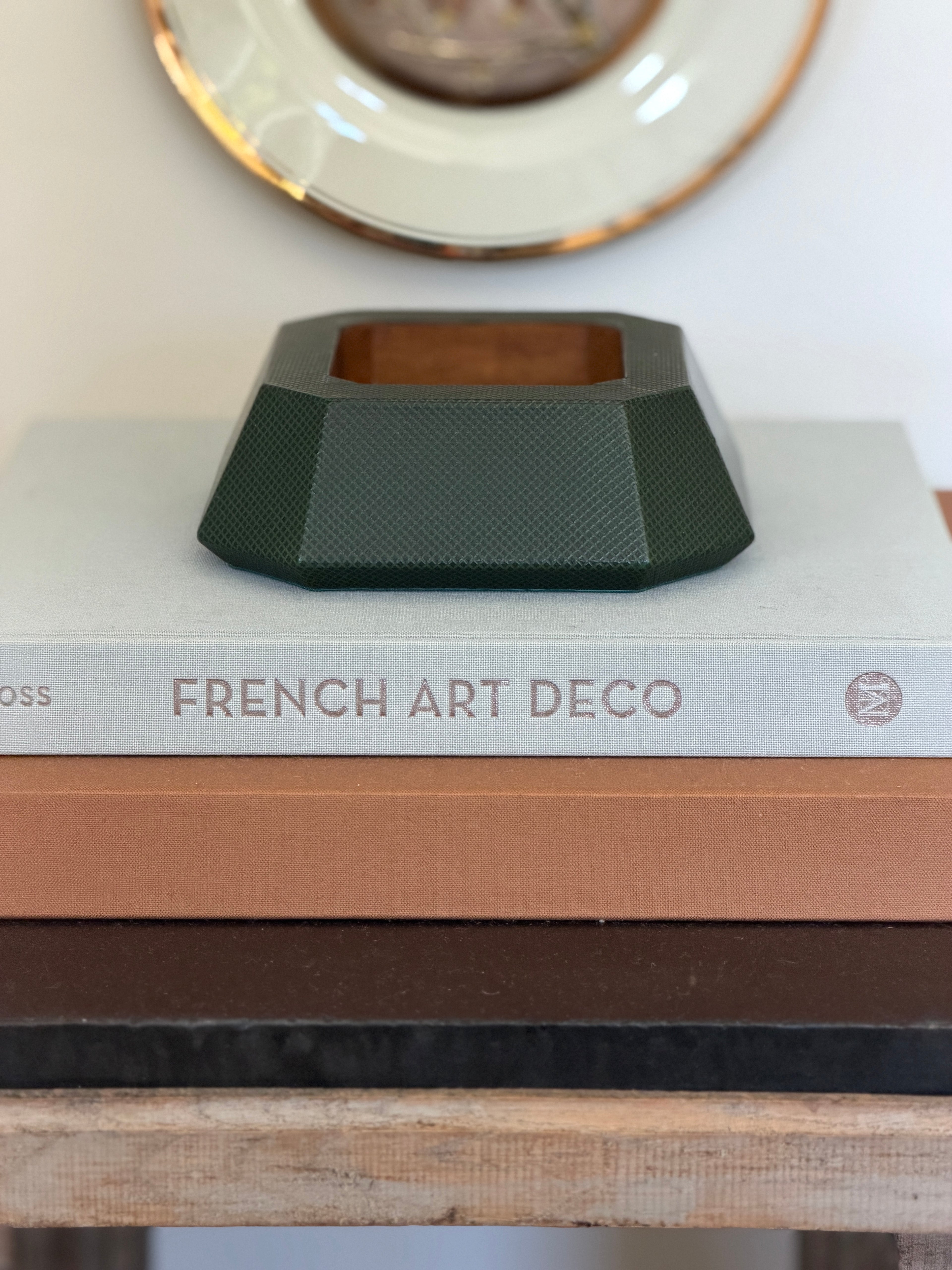 Bottega Veneta Emerald Green Leather Catchall | Collectors Gene