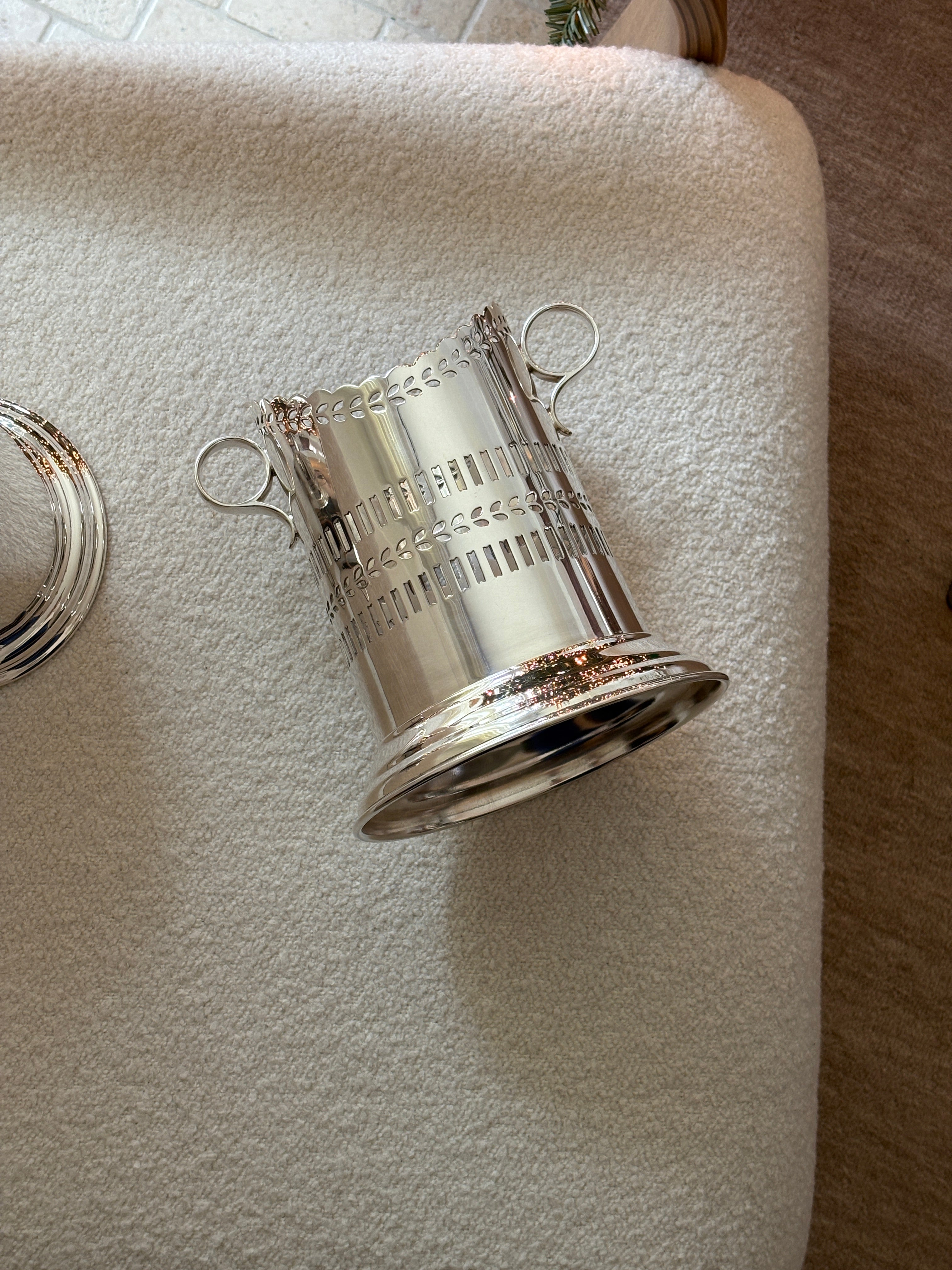 English Pierced Syphon Bottle Stand - c. 1885 | Collectors Gene