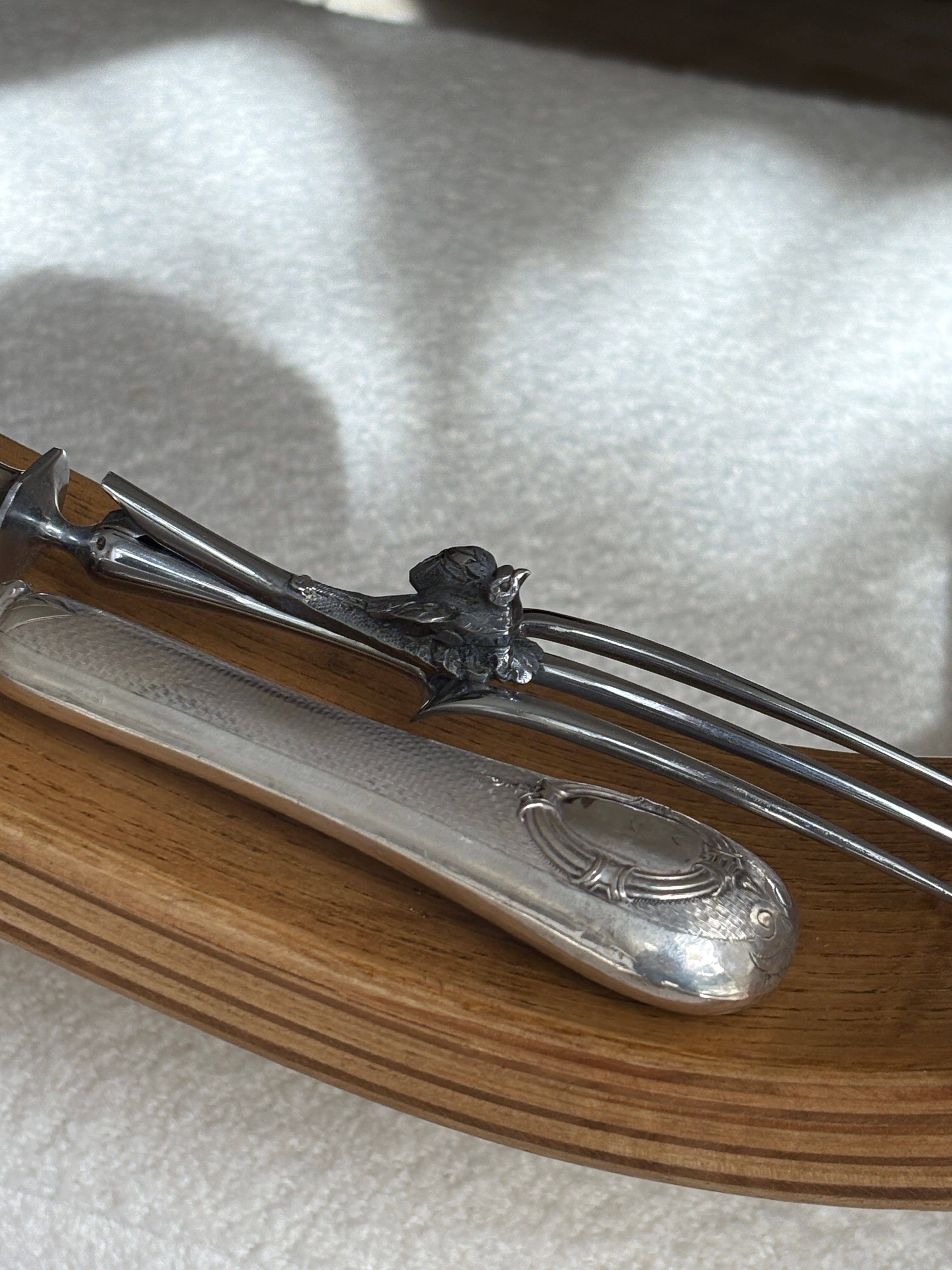 French Carving Set with Bird Hand Guard by Philippe Berthier | Collectors Gene