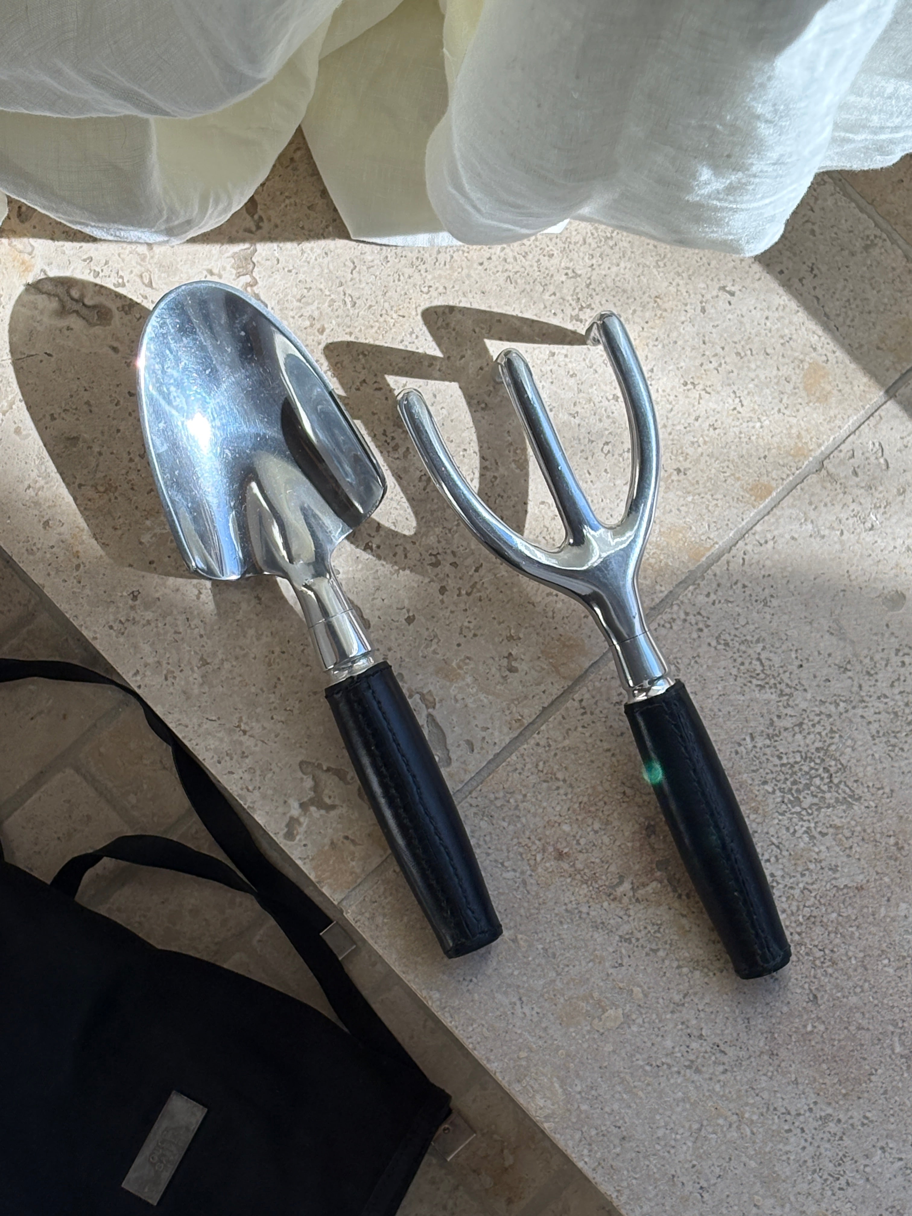 Gucci Garden Leather Cultivator & Trowel Tools Set with Travel Bag | Collectors Gene