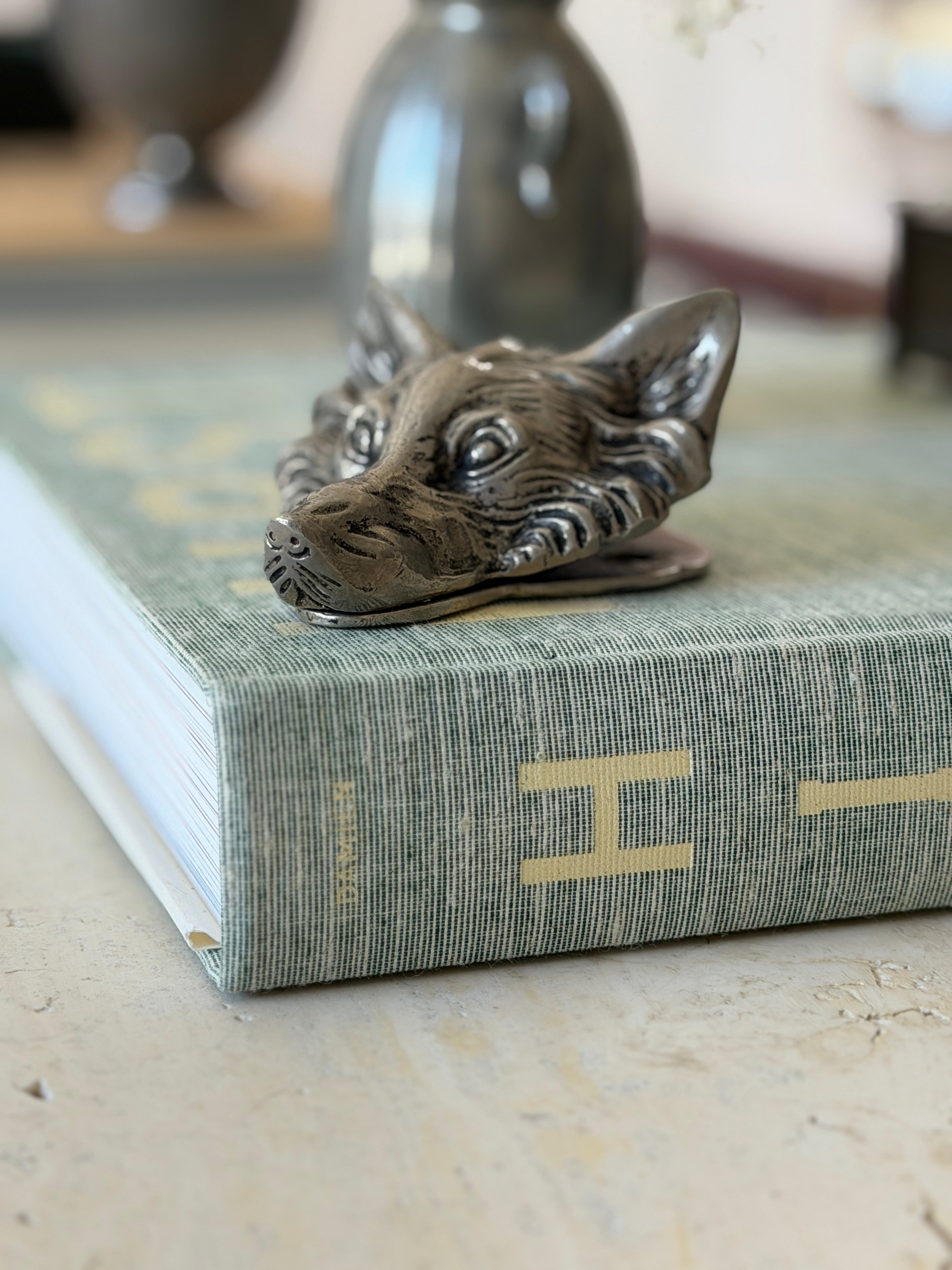 Gucci Wolf Head Paperweight Paperclip | Collectors Gene