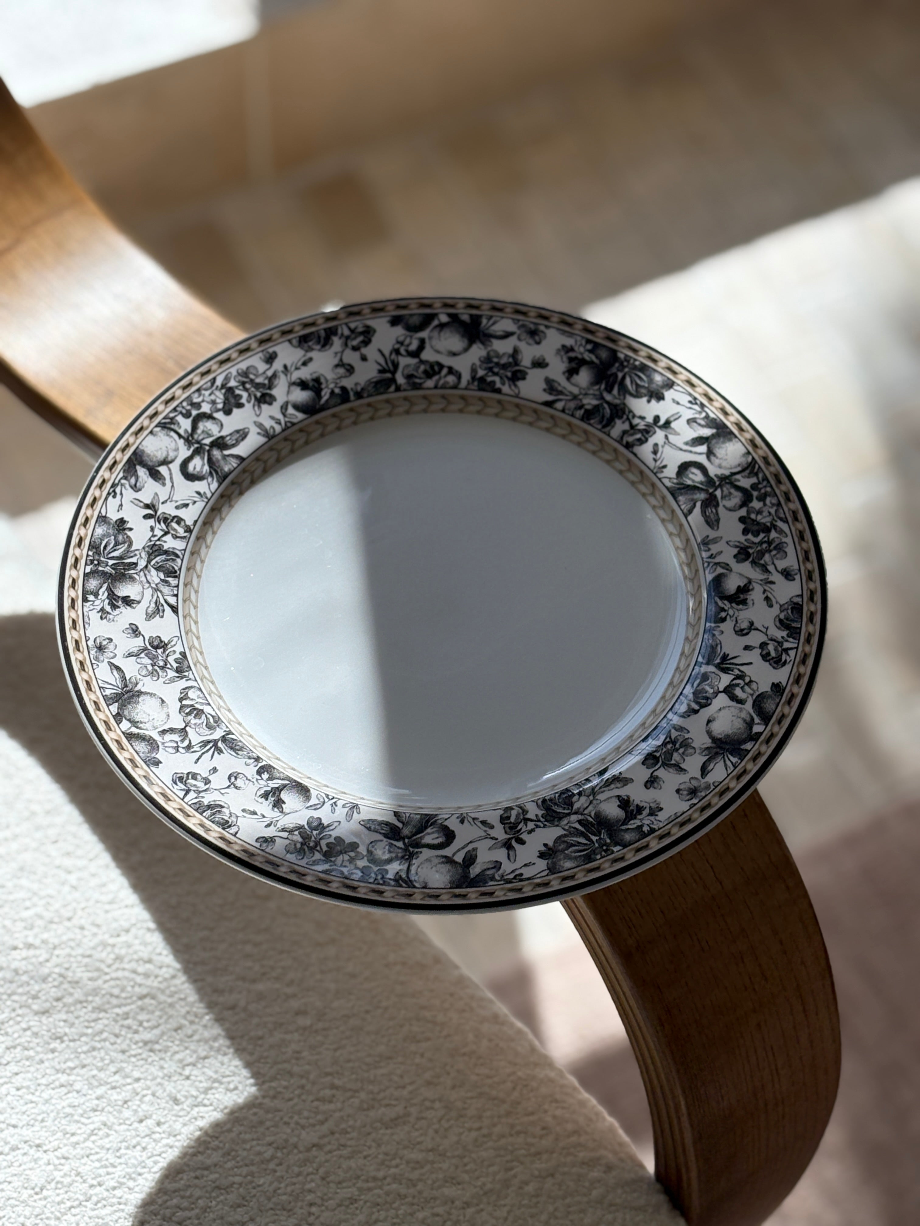 Royal Doulton Noir Floral & Fruit Plates – Set of 12 Dinner Plates | Collectors Gene