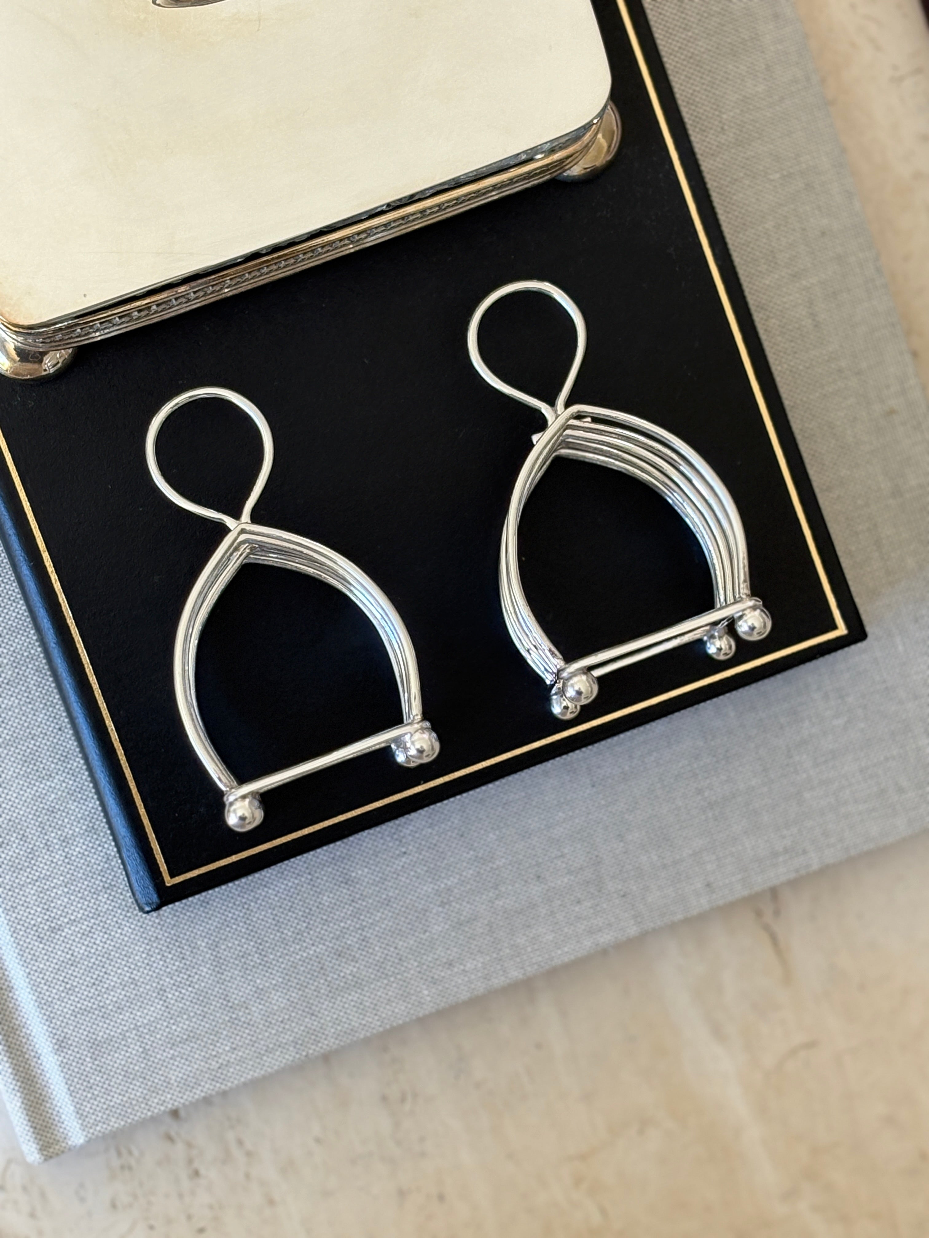 Sterling Silver Toast Rack - Birmingham c. 1908 | Collectors Gene