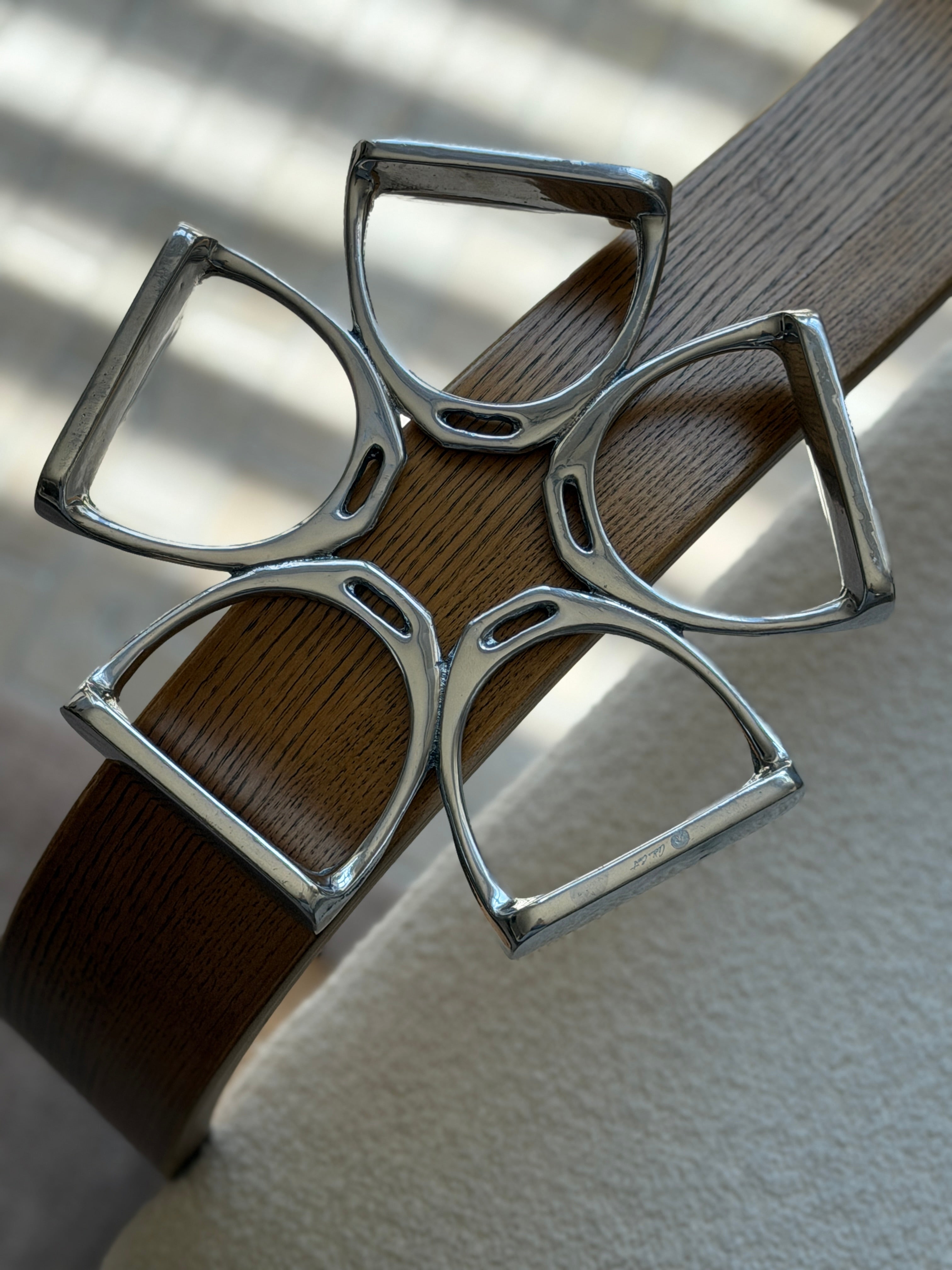 Stirrup Equestrian Trivet in Aluminum by Arthur Court | Collectors Gene