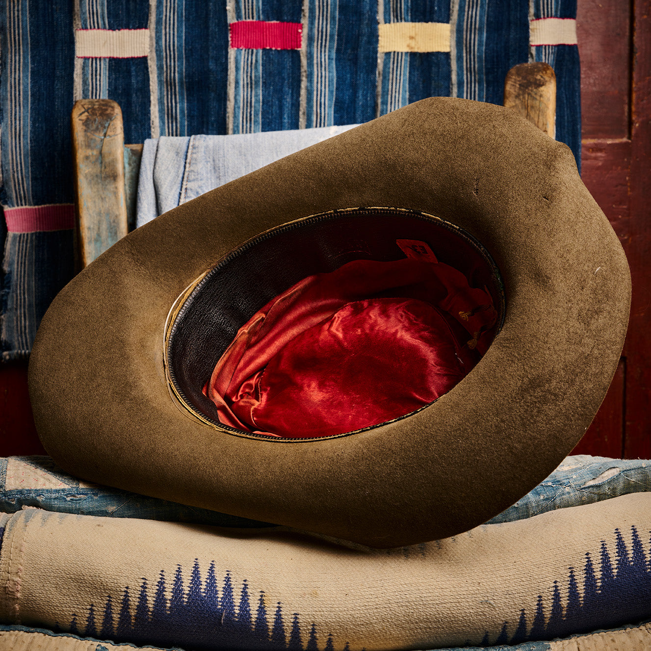 Tan Cowboy Style Hat with Wing Dancer Pin | Doug Bihlmaier