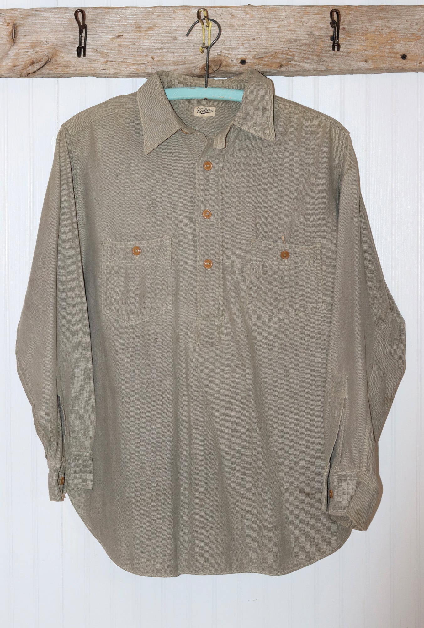 Value Gray Quarter Button Shirt | Doug Bihlmaier