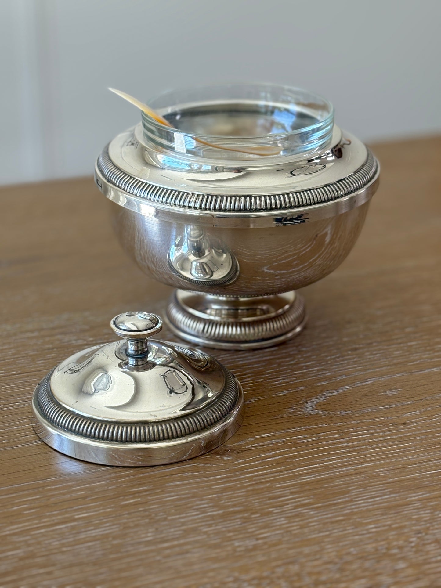 Silver-Plated Caviar Dish Six Mother of Pearl Spoons | Collectors Gene Vintage Finds