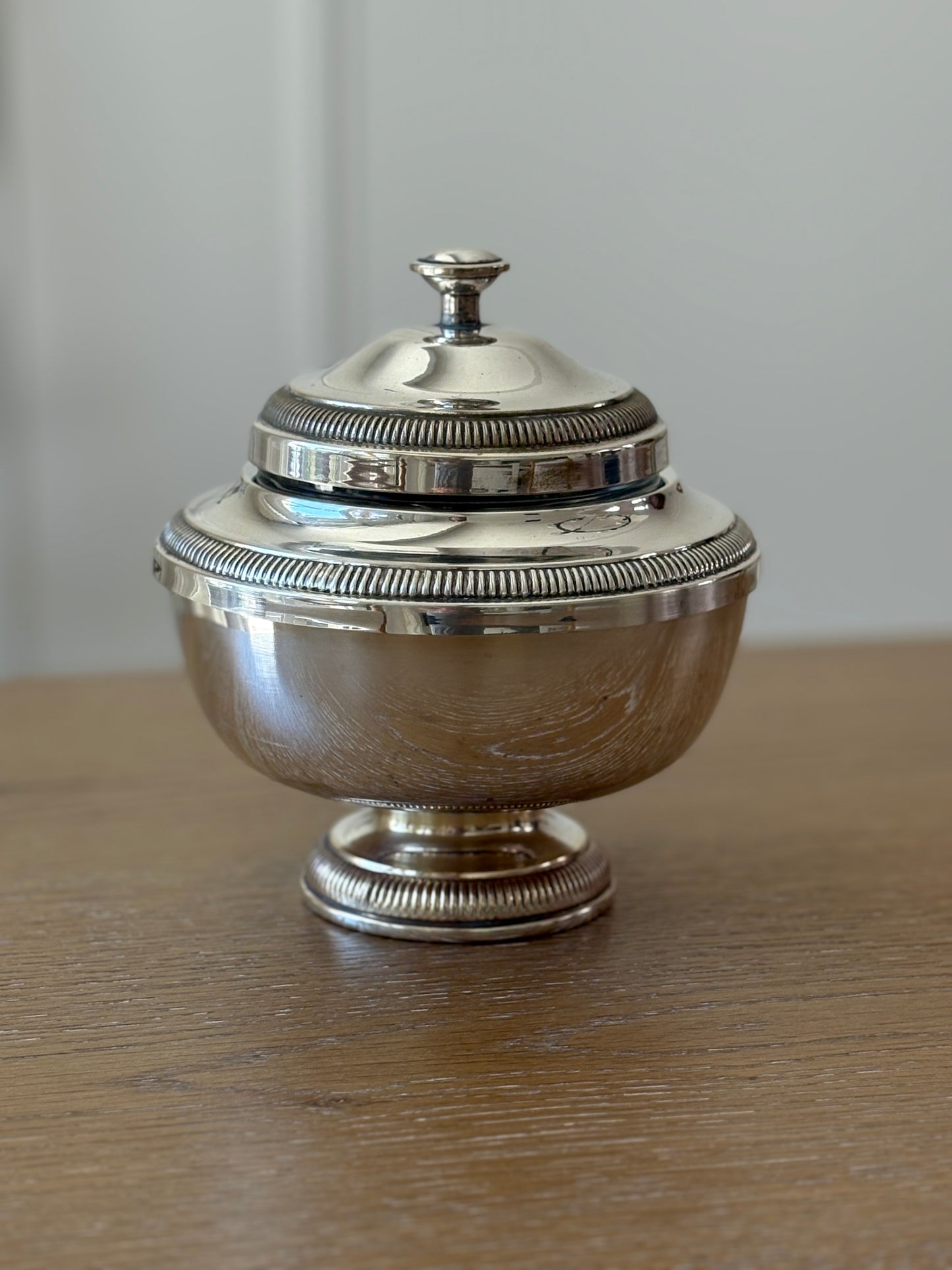 Silver-Plated Caviar Dish Six Mother of Pearl Spoons | Collectors Gene Vintage Finds