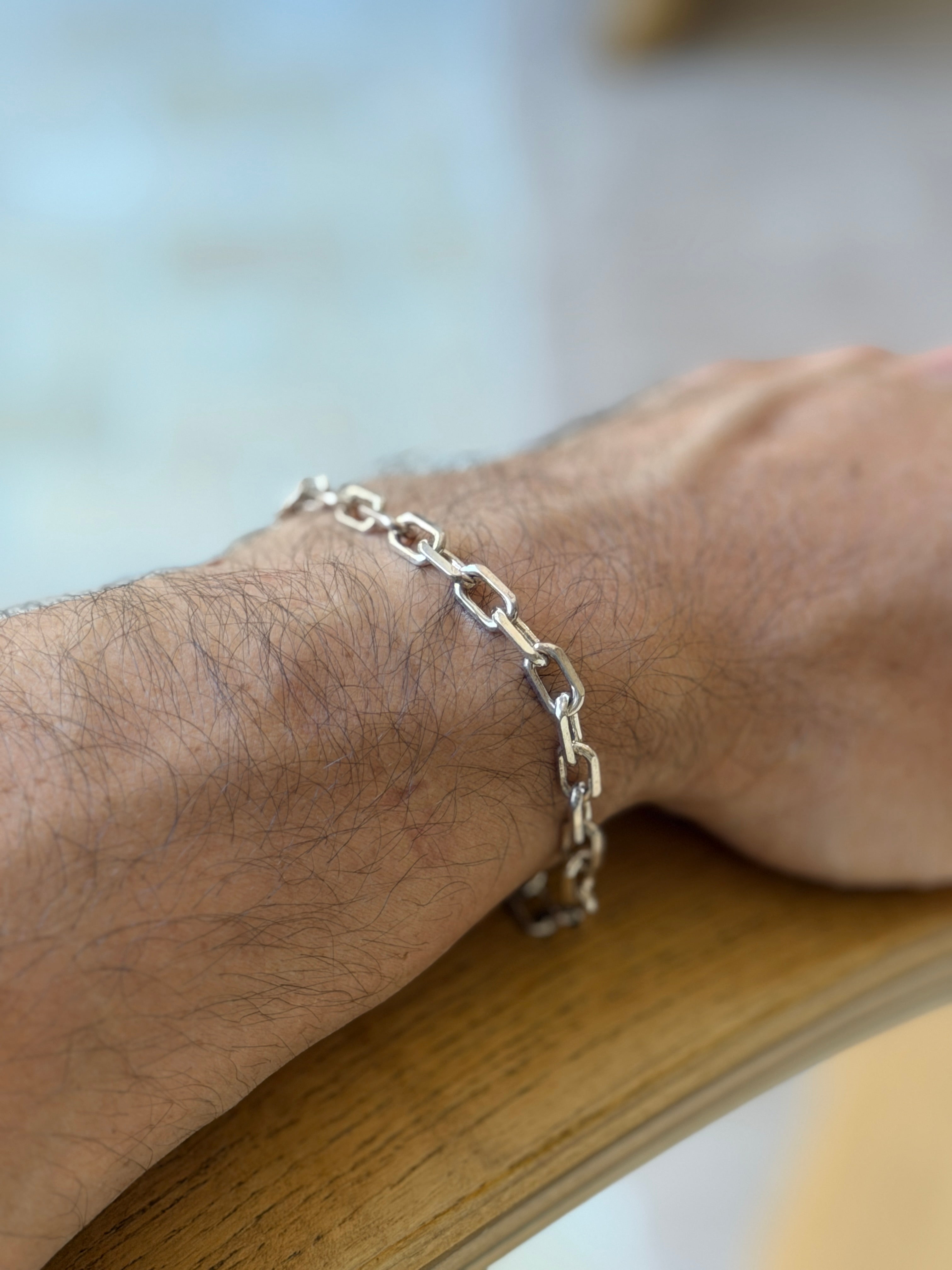 Vintage Italian Sterling Silver Paperclip Bracelet | Collectors Gene
