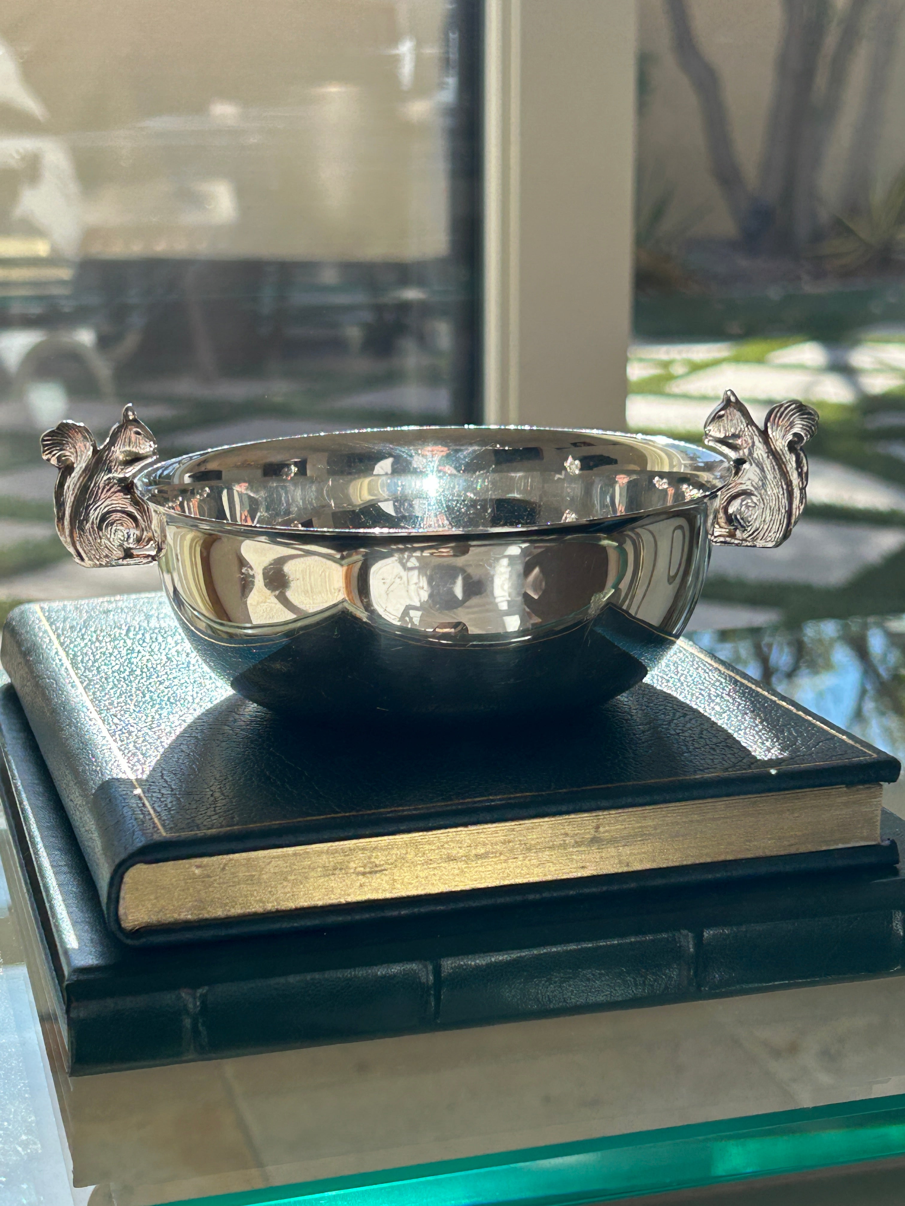 Wallace Vintage Nut Bowl with Squirrel Handles | Collectors Gene Rare Finds