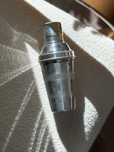 Art Deco Cocktail Shaker with Built In Juice & Engine Turned Banding | Collectors Gene