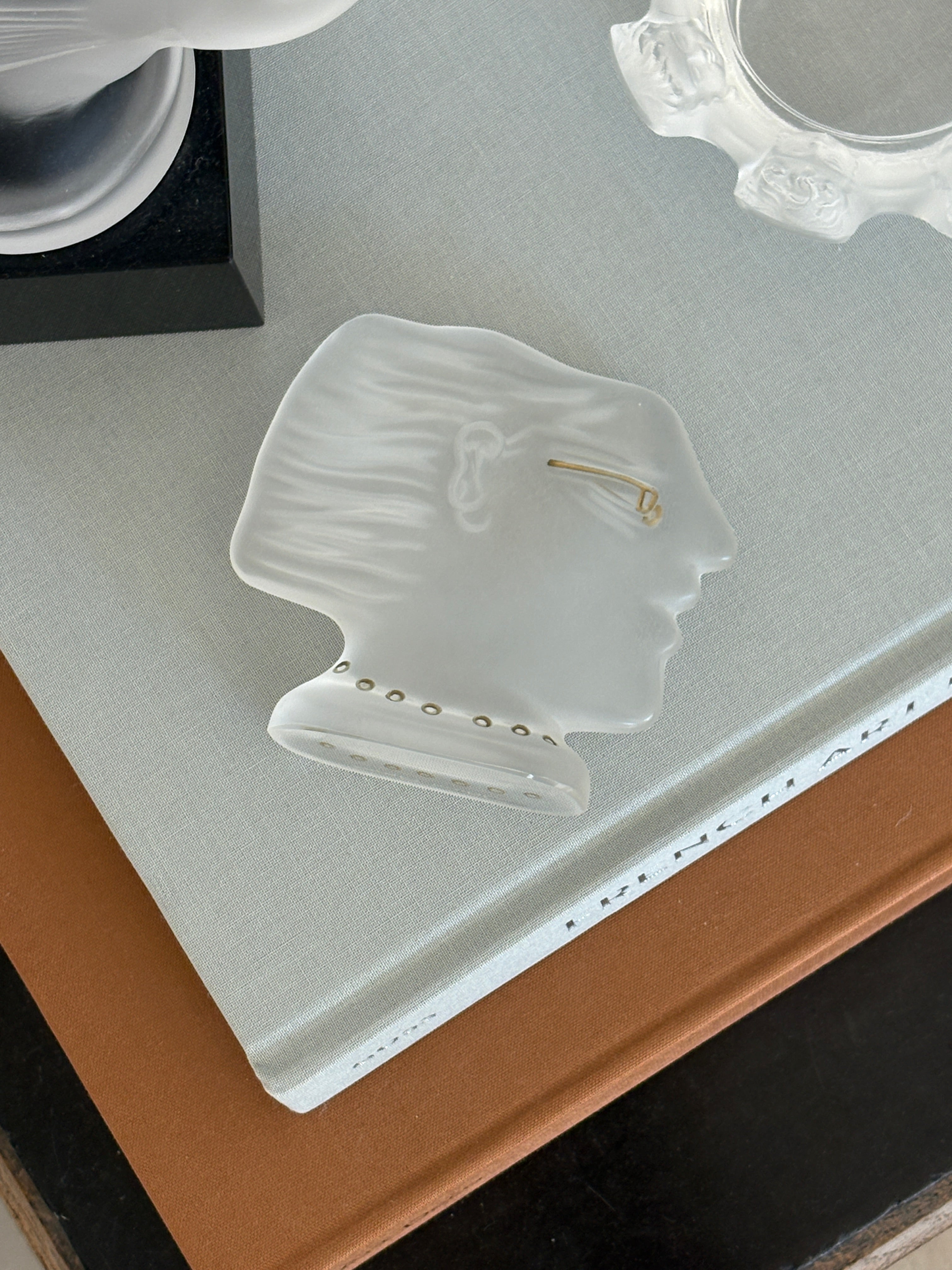 Art Deco Kallisti Sculpture in Clear by Alekos Fassianos for Daum France | Collectors Gene