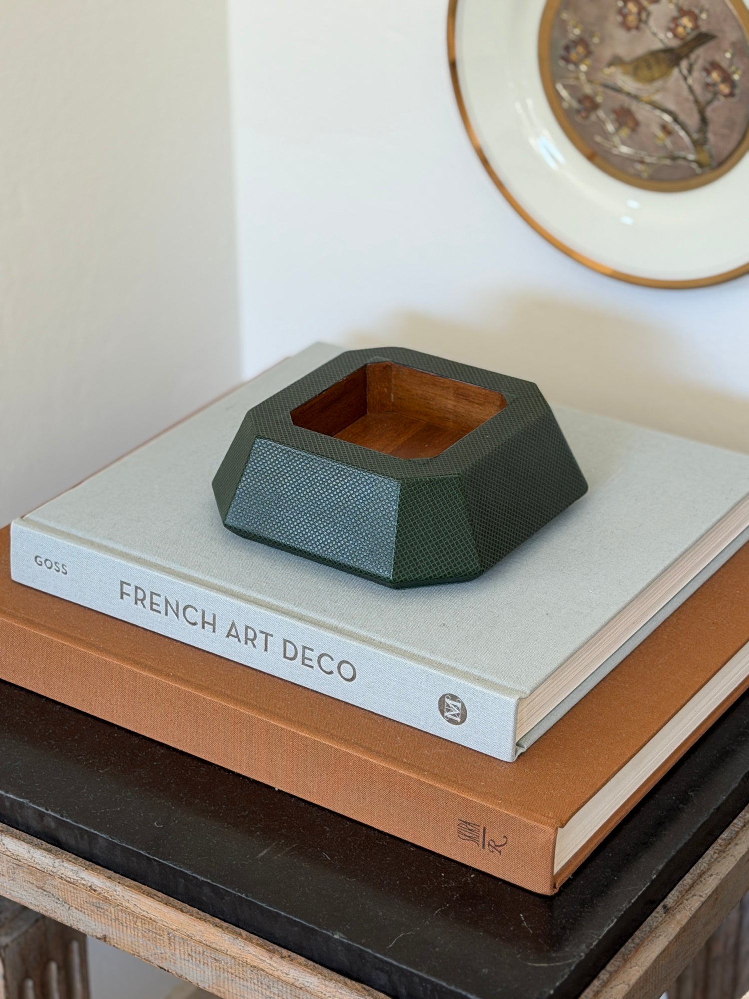 Bottega Veneta Emerald Green Leather Catchall | Collectors Gene