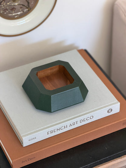 Bottega Veneta Emerald Green Leather Catchall | Collectors Gene