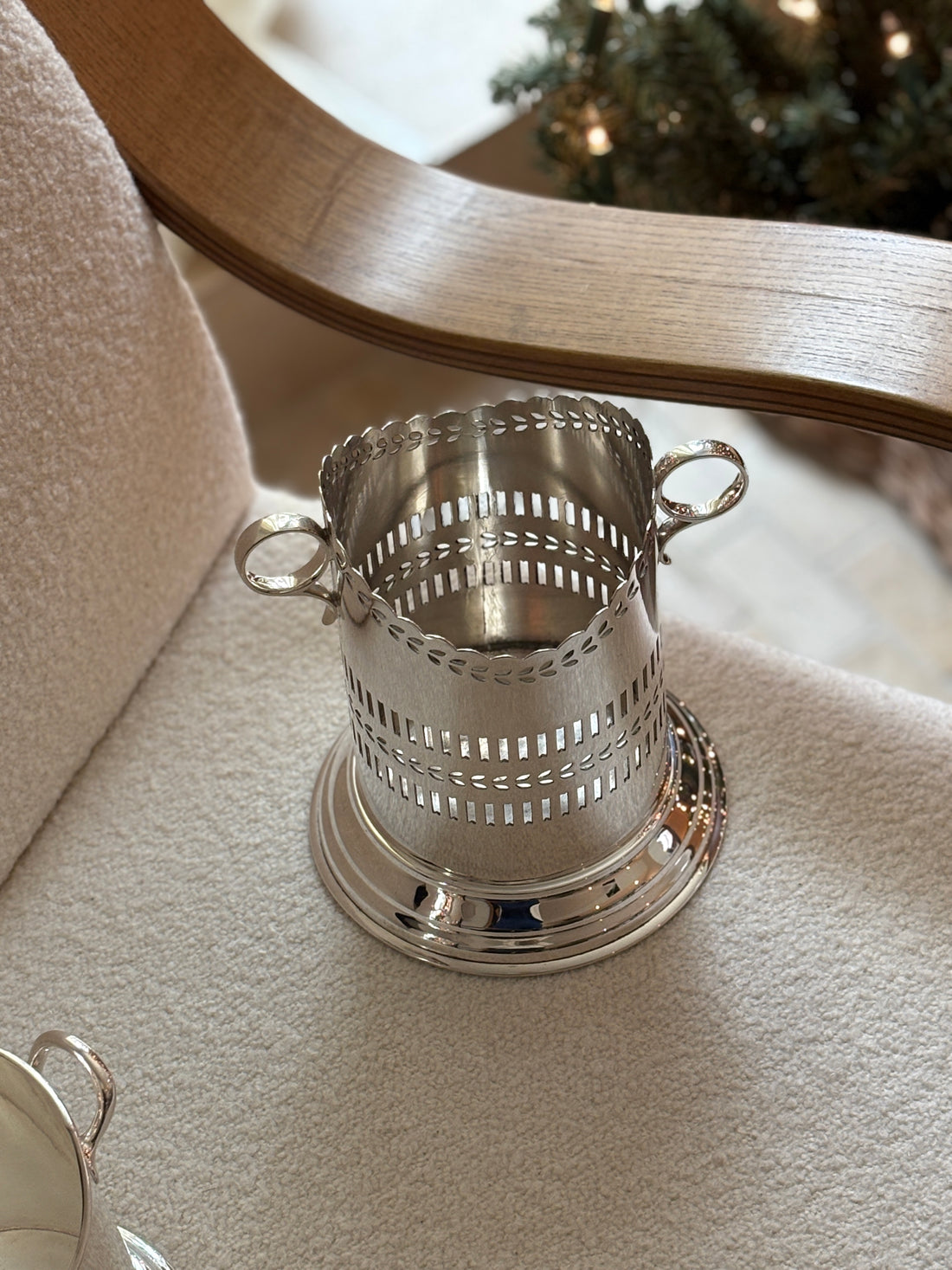 English Pierced Syphon Bottle Stand - c. 1885 | Collectors Gene