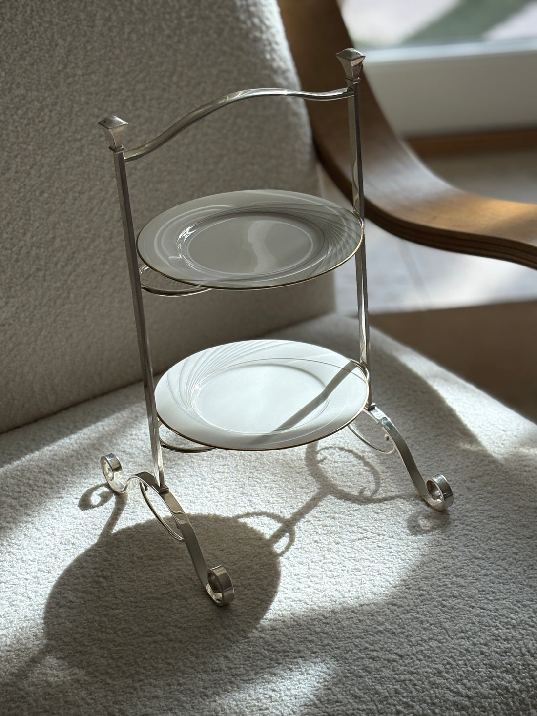 English Two Tiered Serving Stand with Japanese Porcelain Plates - c. 1920 | Collectors Gene