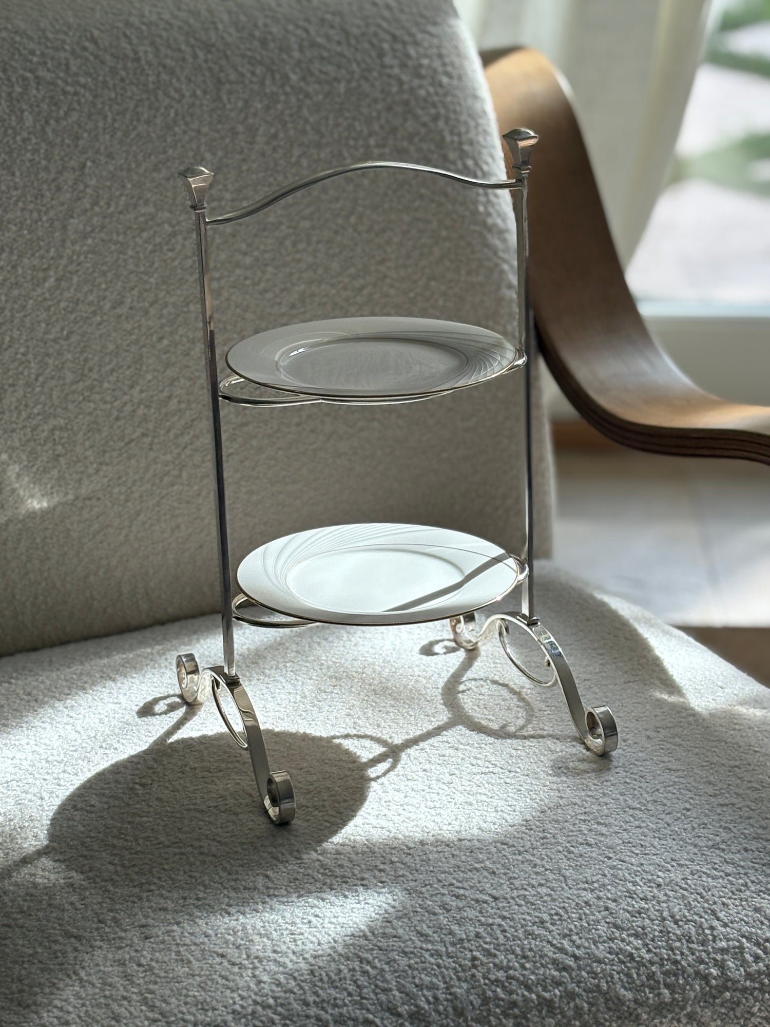 English Two Tiered Serving Stand with Japanese Porcelain Plates - c. 1920 | Collectors Gene