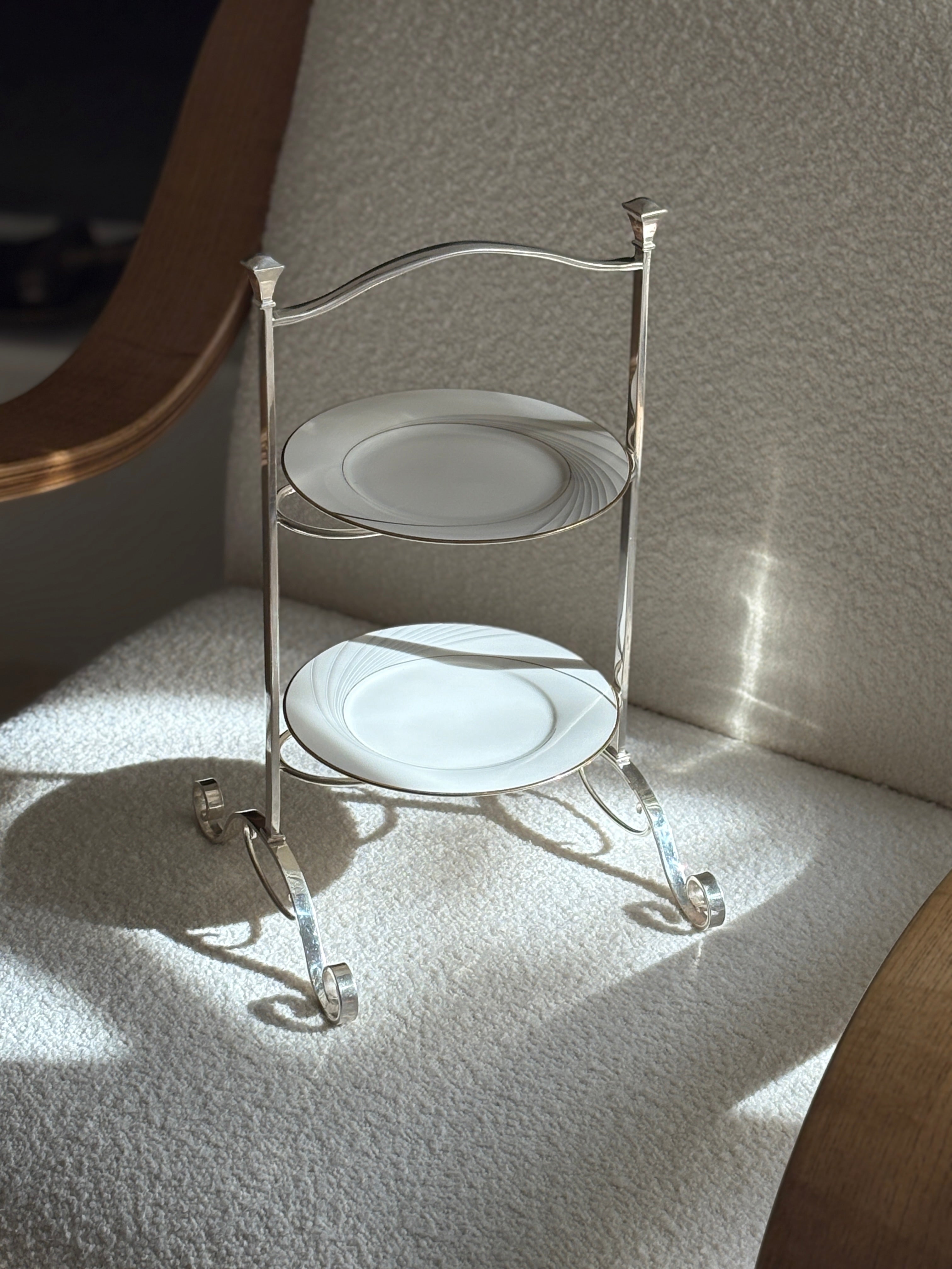 English Two Tiered Serving Stand with Japanese Porcelain Plates - c. 1920 | Collectors Gene