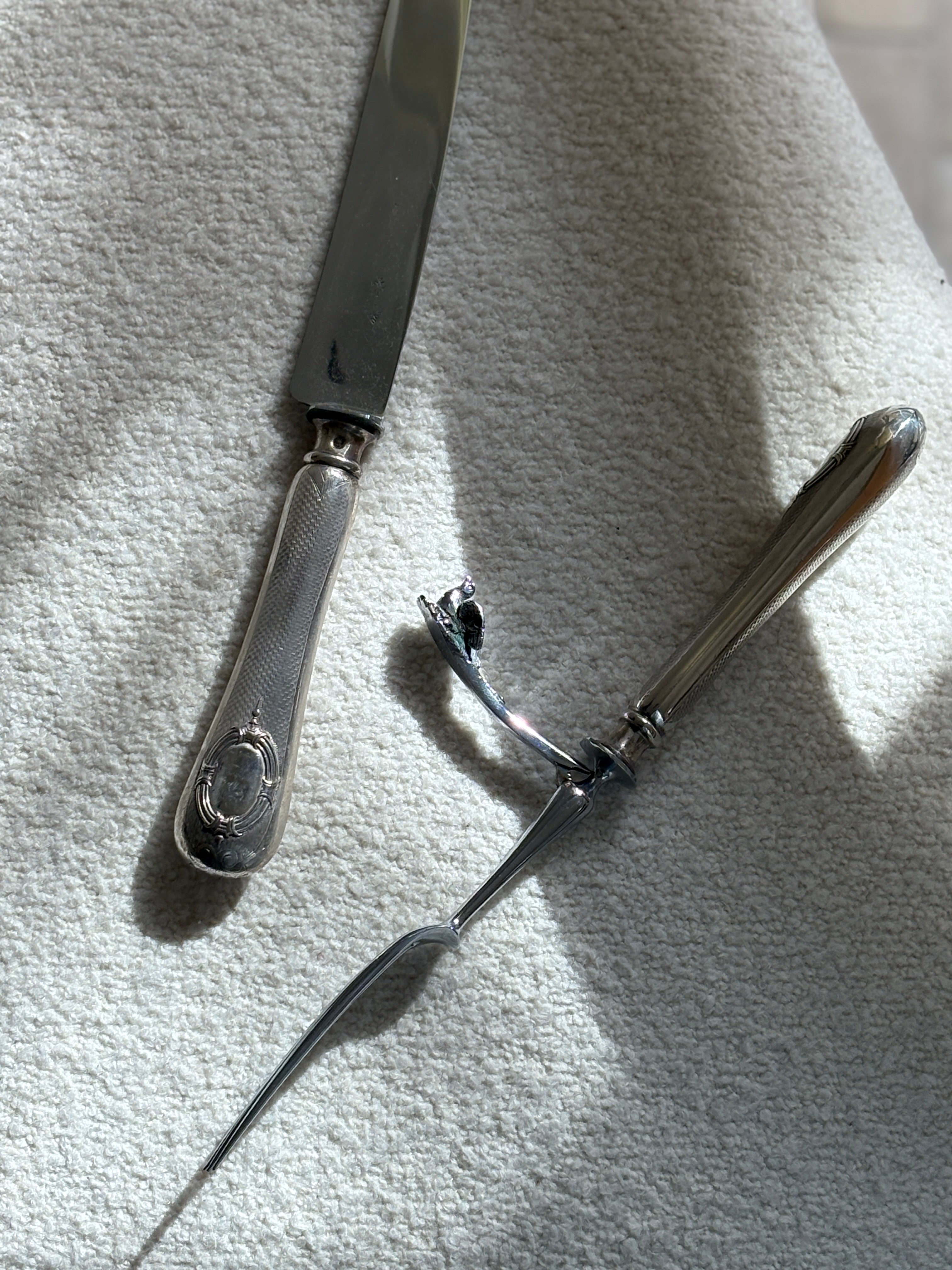 French Carving Set with Bird Hand Guard by Philippe Berthier | Collectors Gene