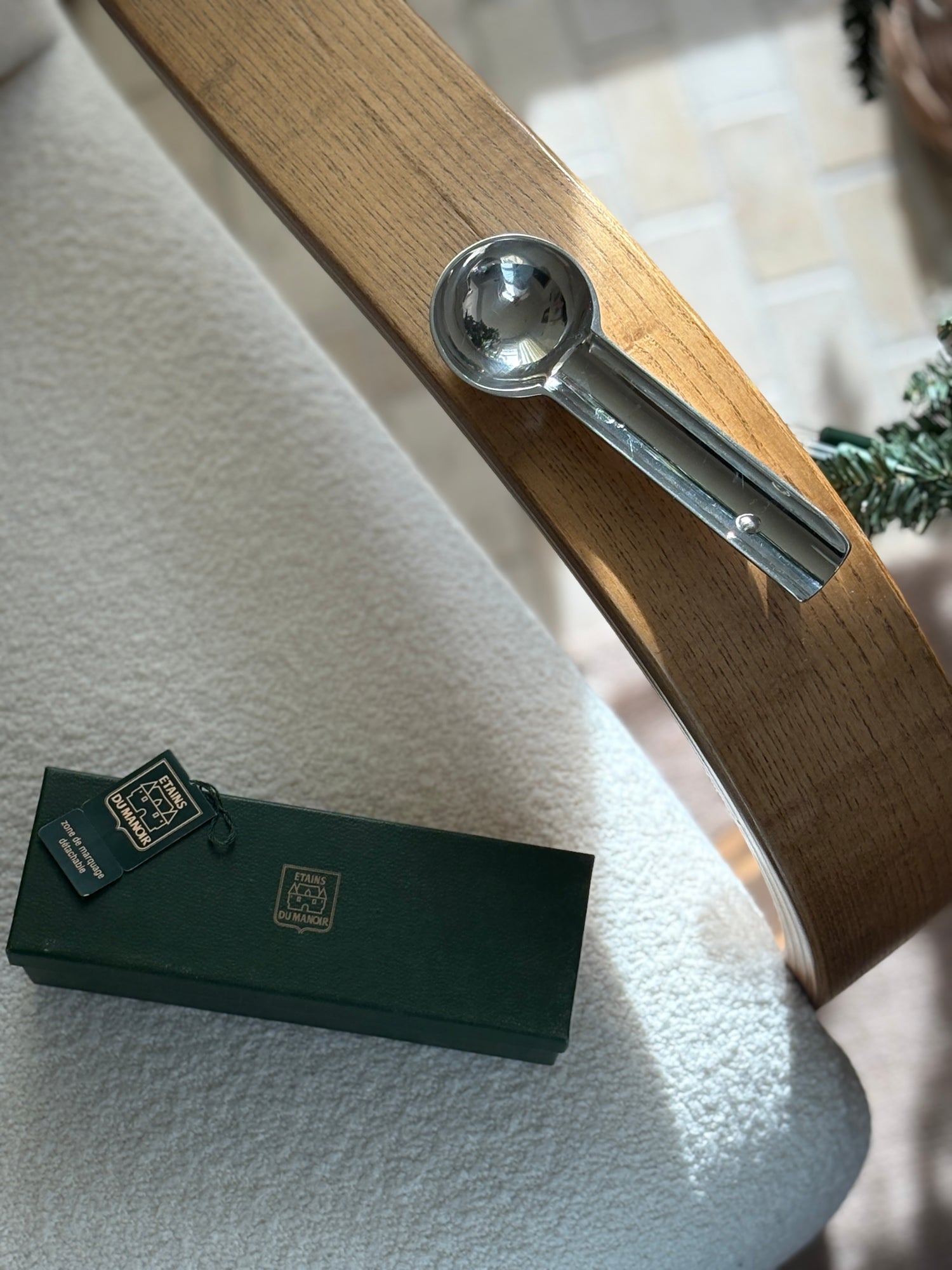 French Cigar Rest by Etain Du Manoir with Original Box | Collectors Gene