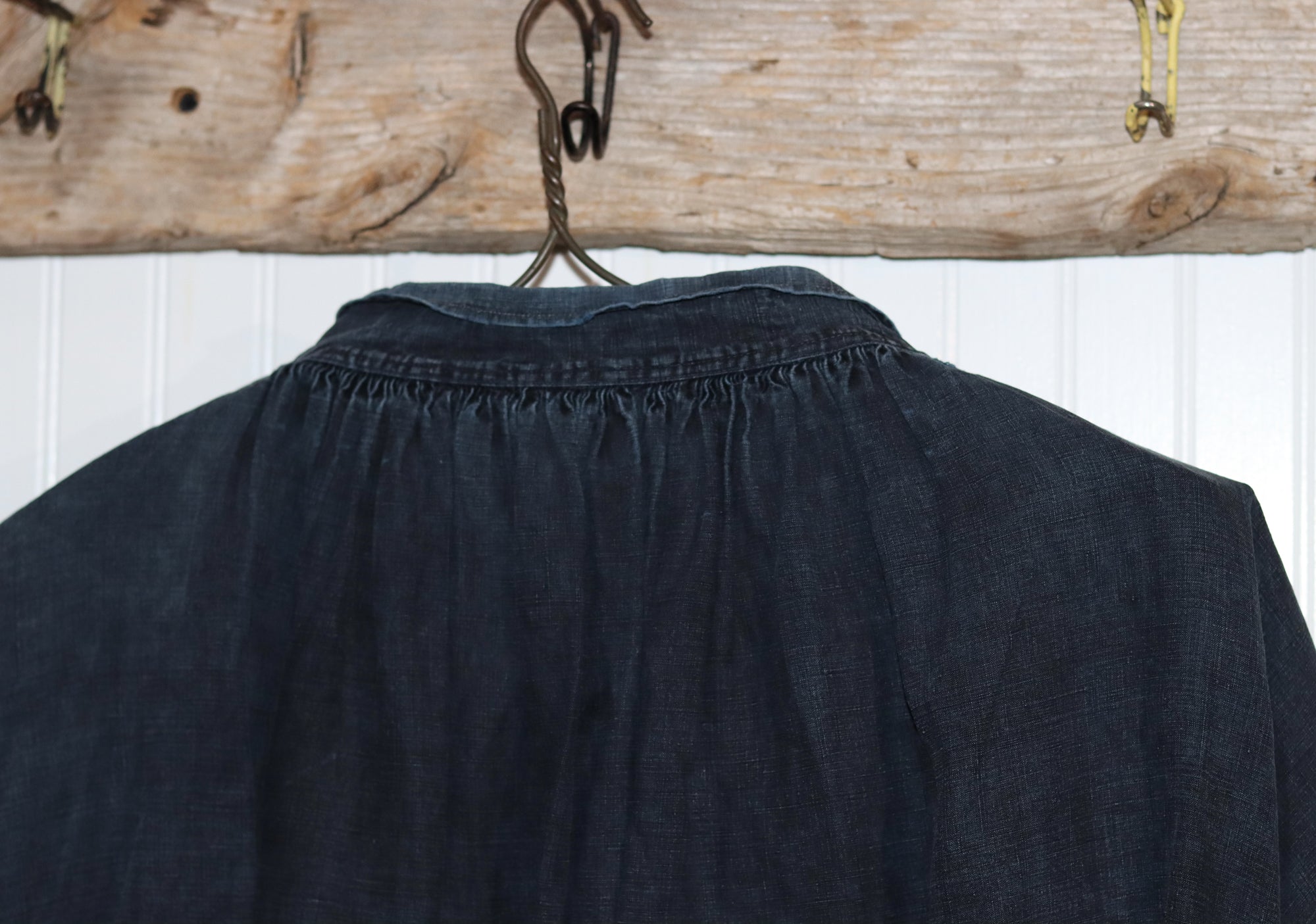 French Indigo Linen Smock Biaede | Doug Bihlmaier