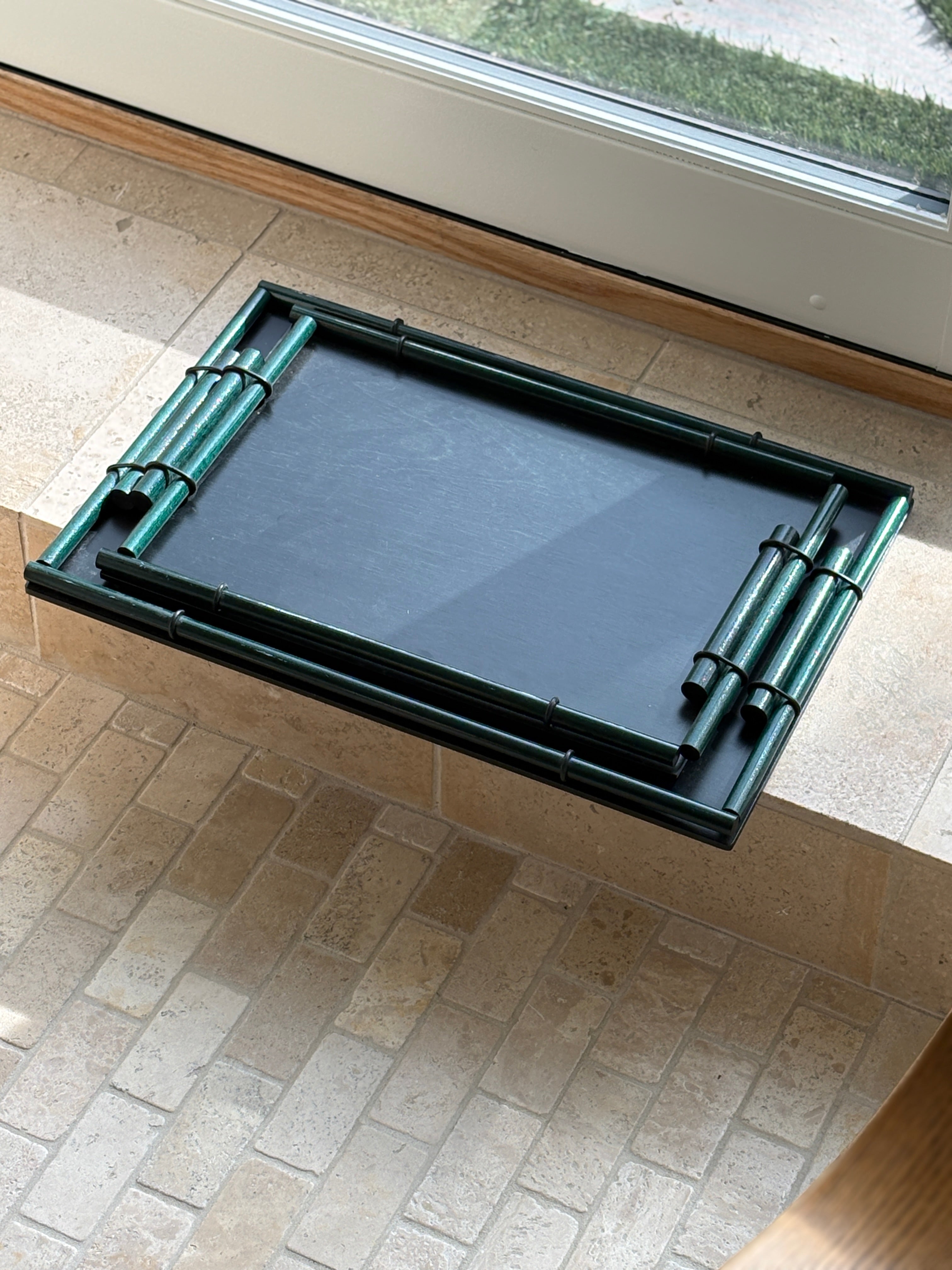 Green &amp; Black Dowel Serving Trays by Giorgio Pizzitutti Milano - Italy 1970s - From the Collection of Barbara Walters | Collectors Gene