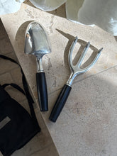 Gucci Garden  Leather Cultivator & Trowel Tools Set with Travel Bag | Collectors Gene