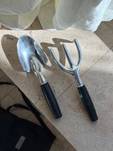 Gucci Garden  Leather Cultivator & Trowel Tools Set with Travel Bag | Collectors Gene