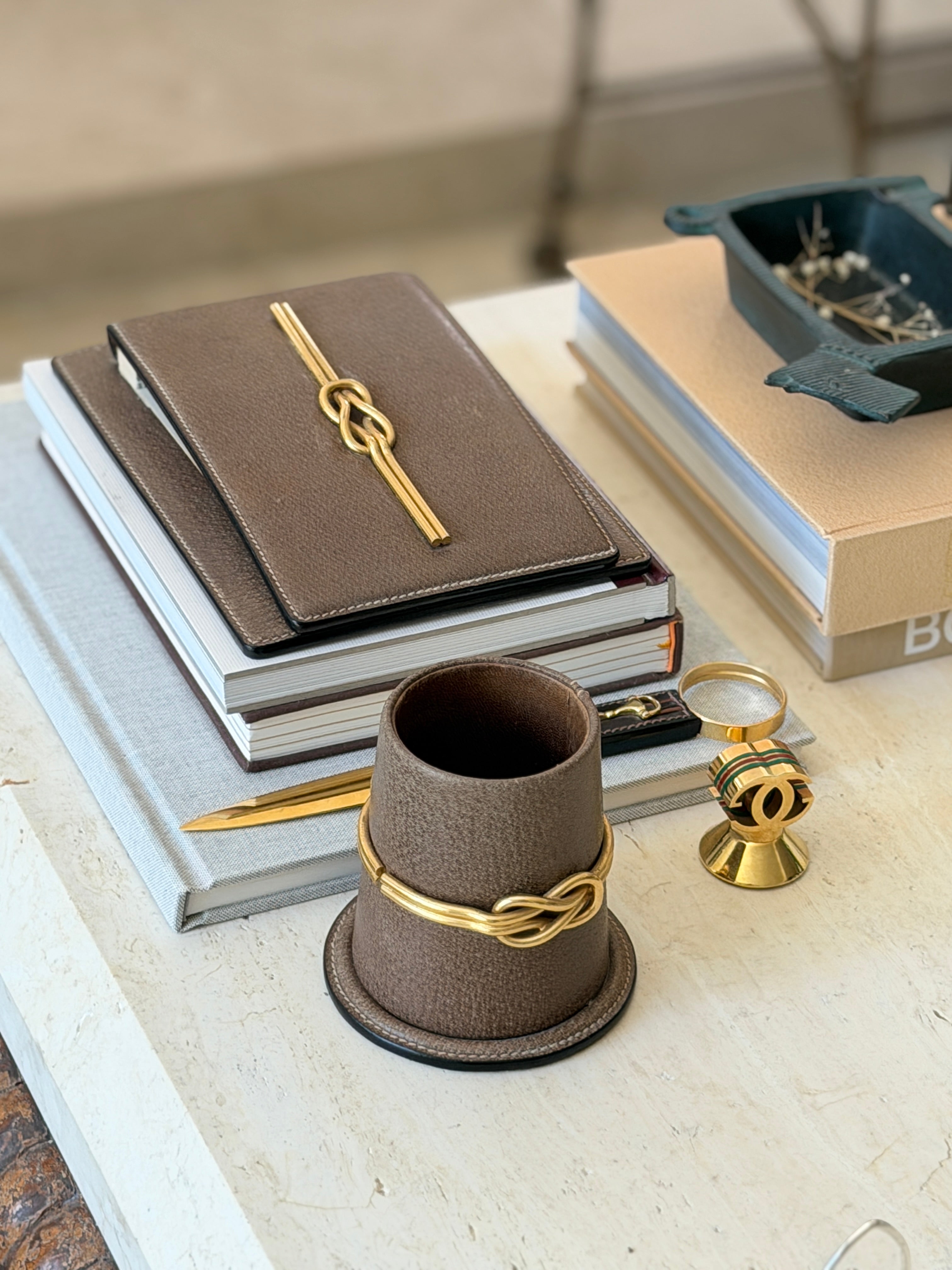 Gucci Leather Memo Holder with Original Gucci Notepad | Collectors Gene