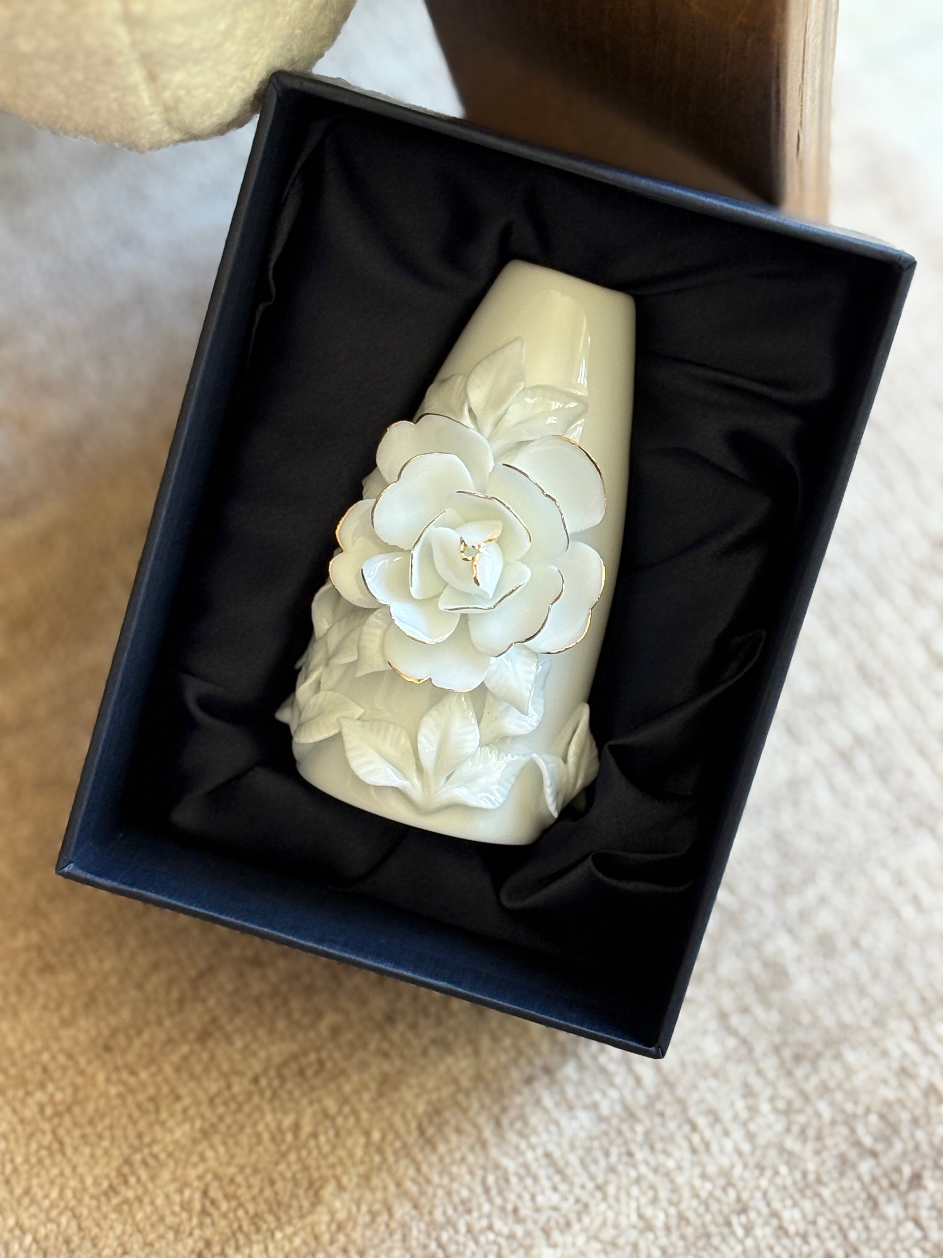 Harry Winston Handcrafted Porcelain Rose Bud Vase | Collectors Gene