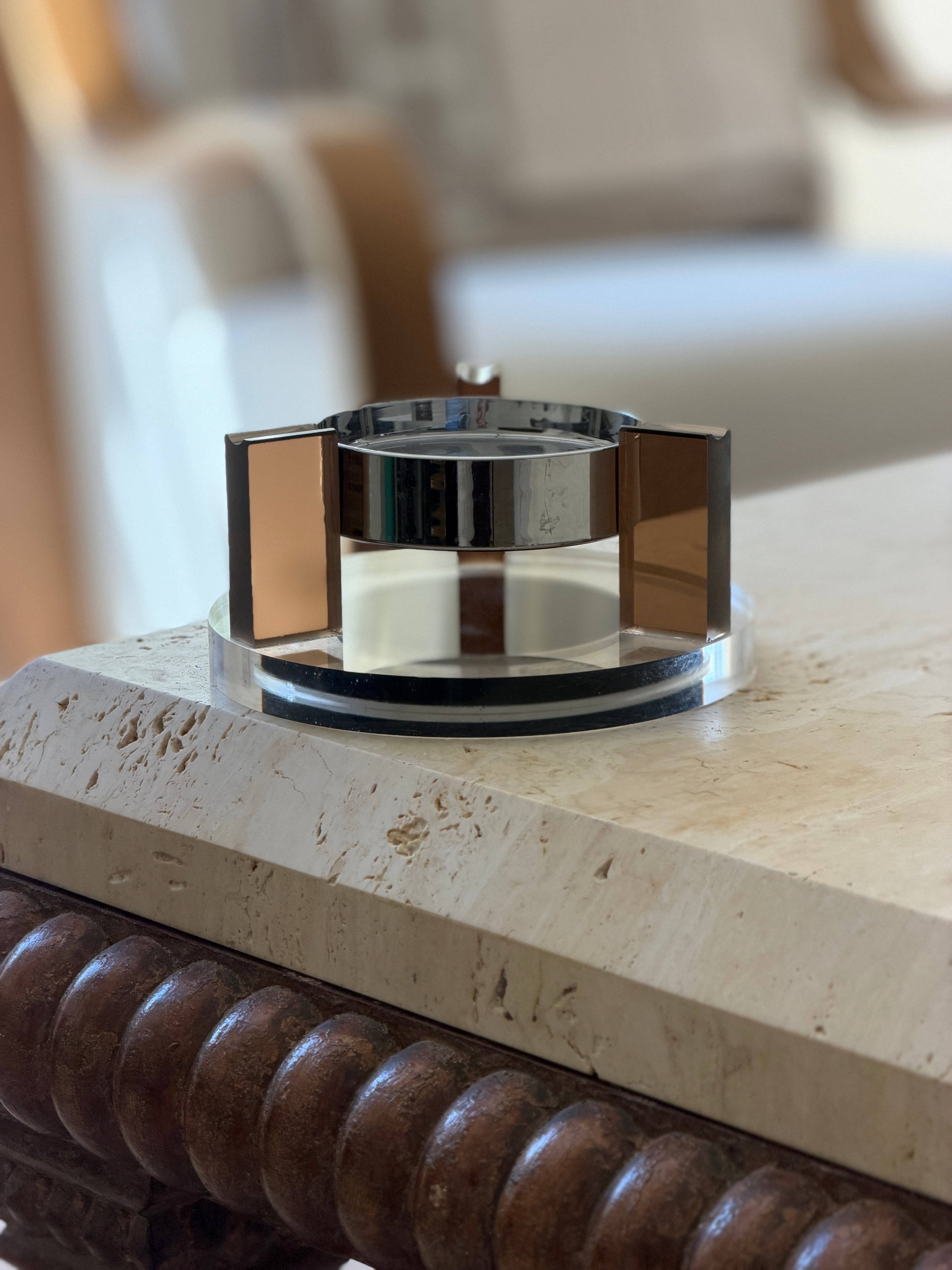 Magnetic Floating Ashtray with Lucite Base | Collectors Gene