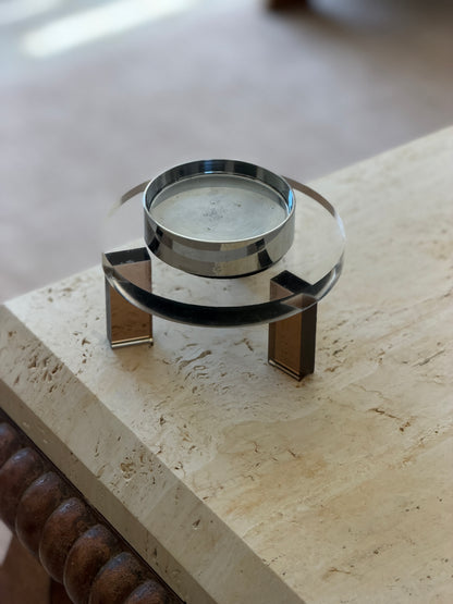 Magnetic Floating Ashtray with Lucite Base | Collectors Gene