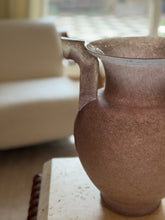 Close-up of the vase&