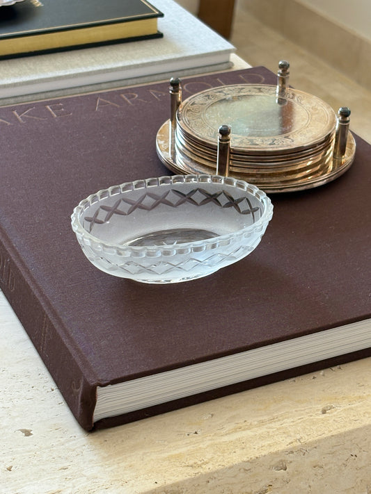 Oval Glass Ring Dish | Collectors Gene Vintage Finds