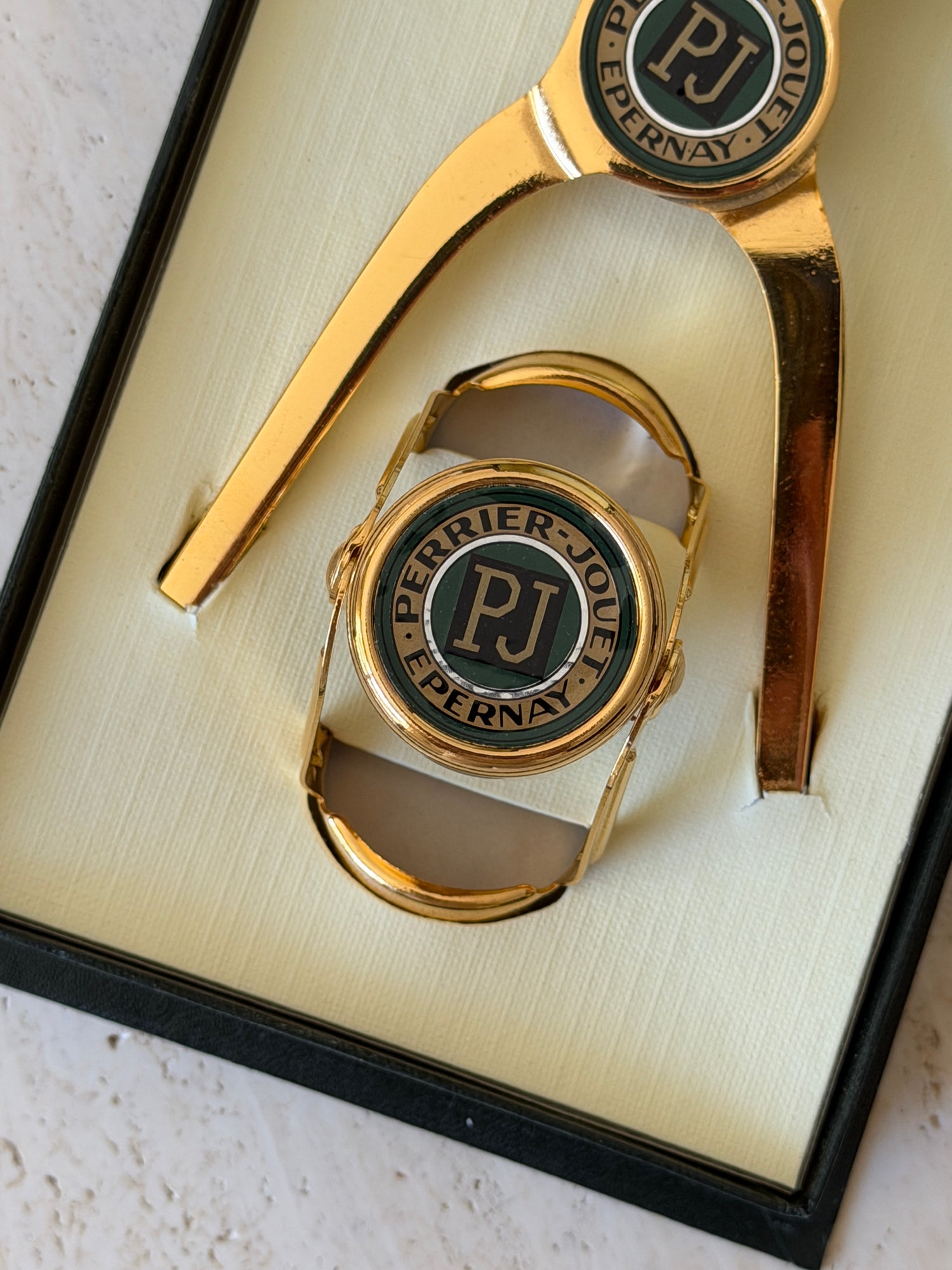 Perrier-Jouët Champagne Opener &amp; Stopper Set