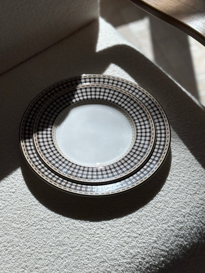 Royal Doulton Noir Plaid Plates – Set of 6 Dinner &amp; 6 Salad Plates | Collectors Gene