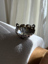 Scalloped Bowl with Duck Head Details in Silver Plate | Collectors Gene