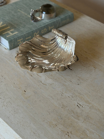 Shell Bowl with Paw Feet &amp; Wave Handle - Sheffield, England