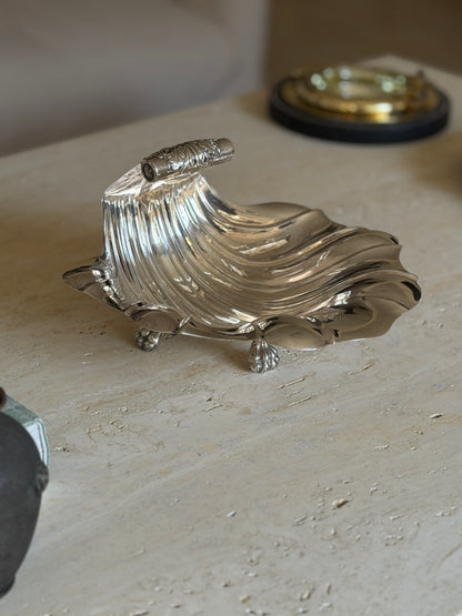 Shell Bowl with Paw Feet &amp; Wave Handle - Sheffield, England