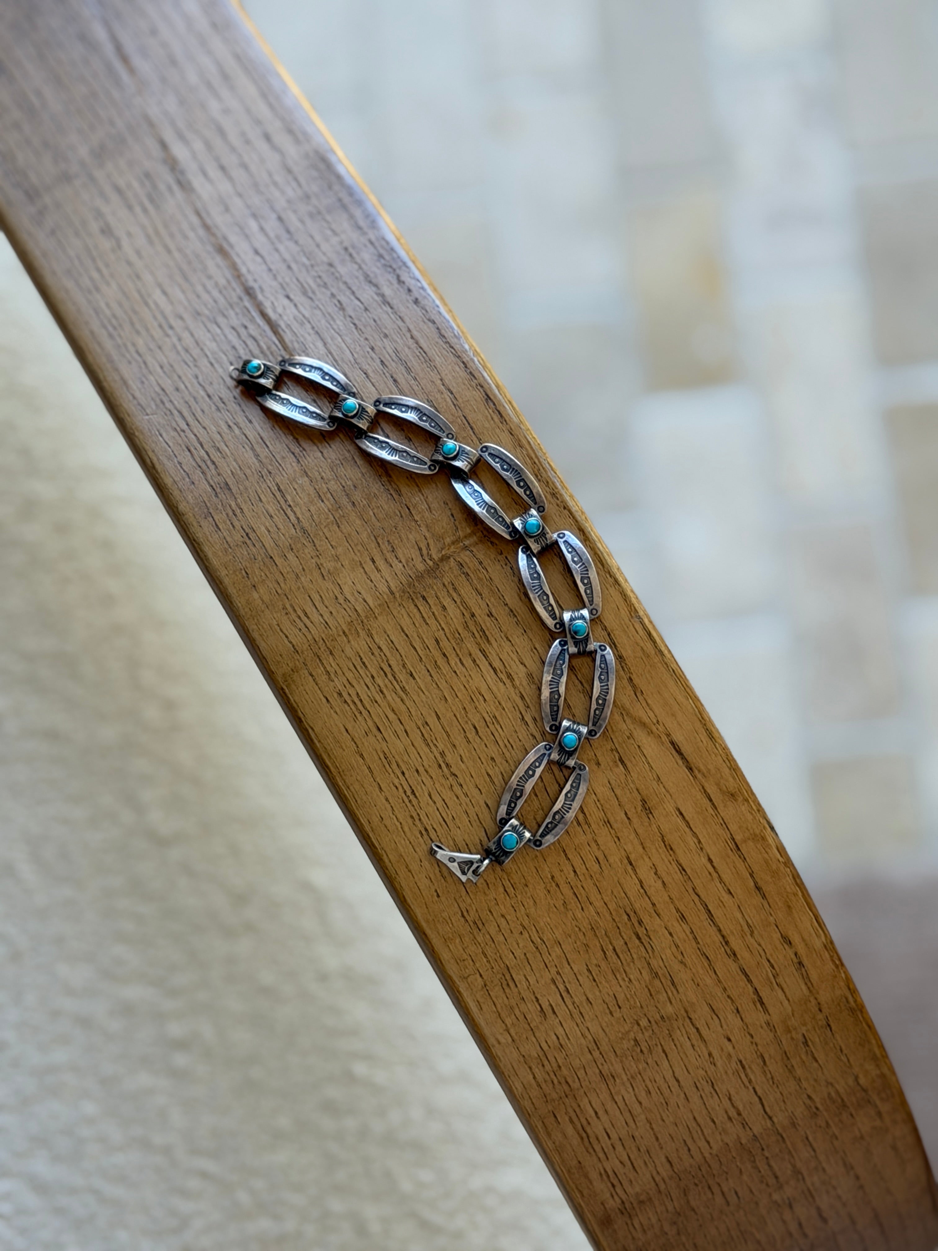 Sterling Silver Turquoise Cabochon Native American Stamped Link Bracelet | Collectors Gene