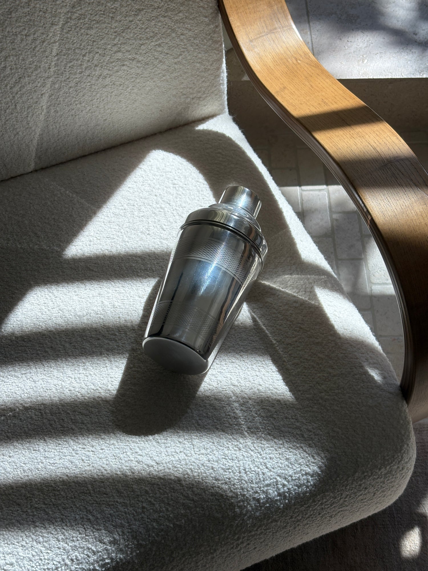 Vintage-Style Engine Banded Cocktail Shaker | Collectors Gene