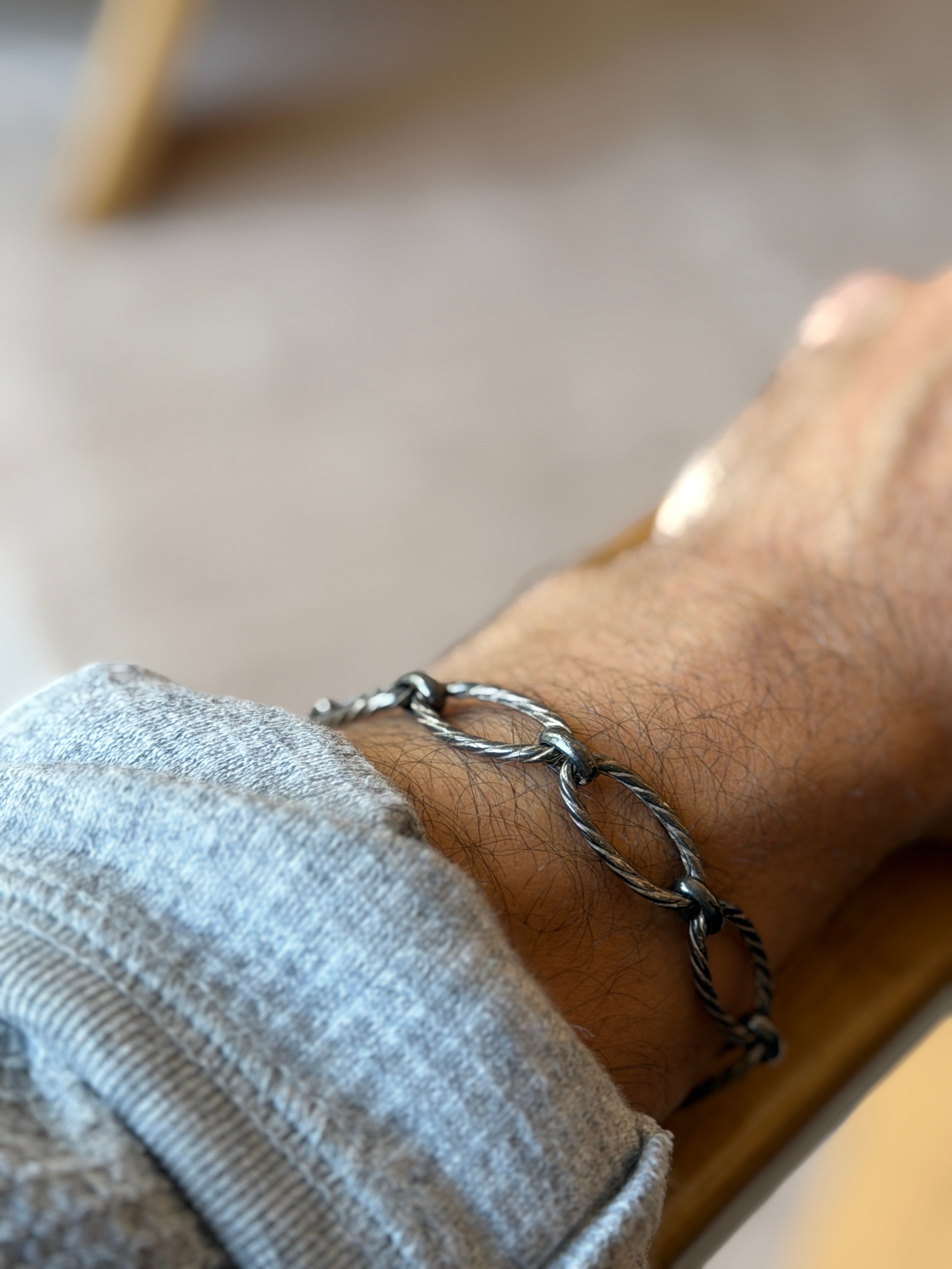 Vintage Italian 925 Sterling Silver Twisted Rope Oval Link Bracelet | Collectors Gene