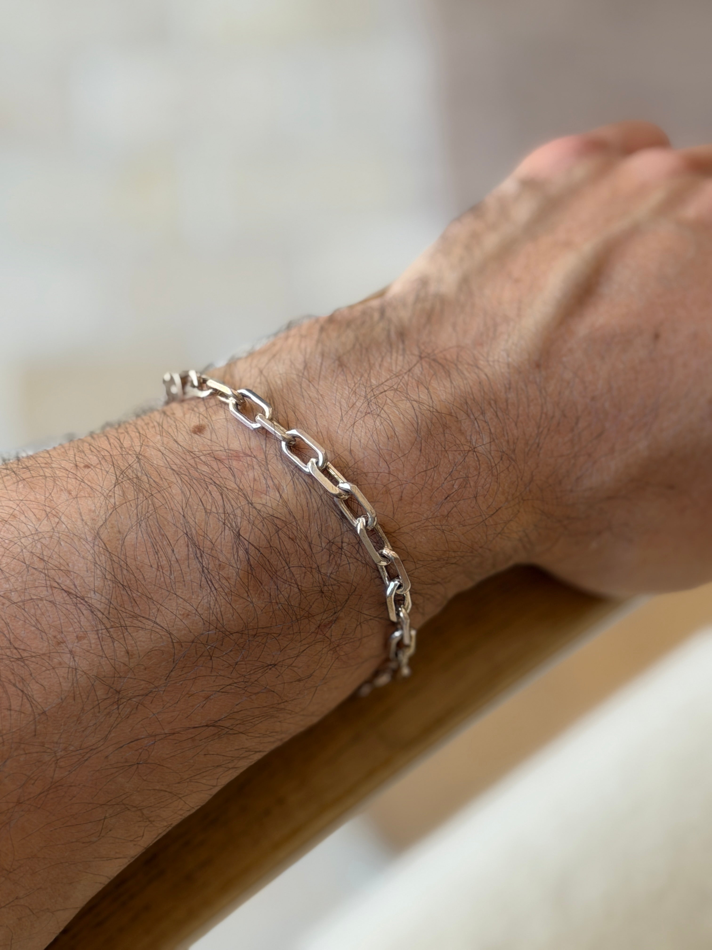 Vintage Italian Sterling Silver Paperclip Bracelet | Collectors Gene