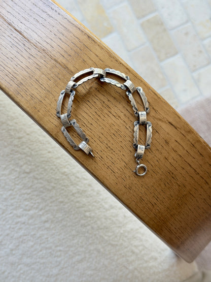 Vintage Southwest Sterling Silver Link Bracelet | Collectors Gene