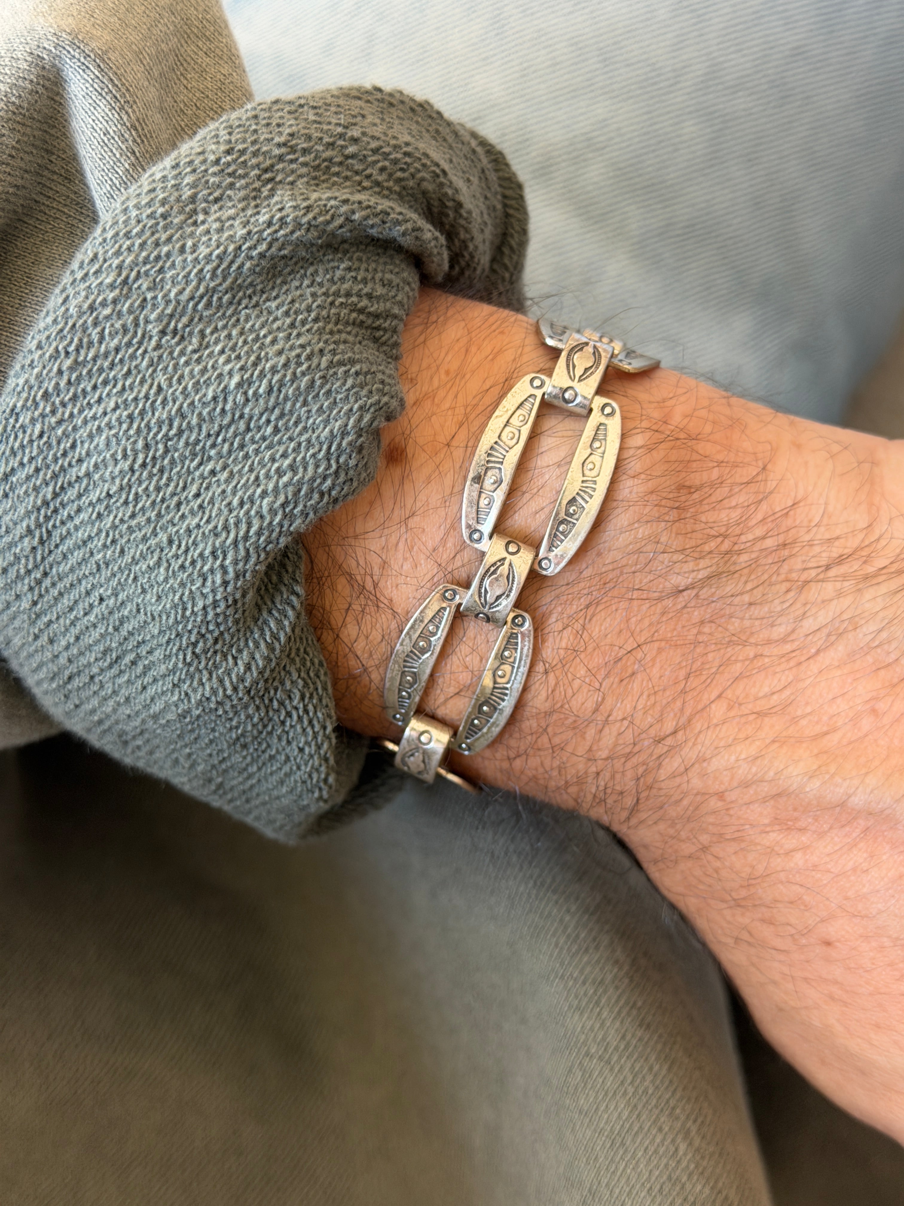 Vintage Sterling Silver Concho Stamped Link Bracelet | Collectors Gene