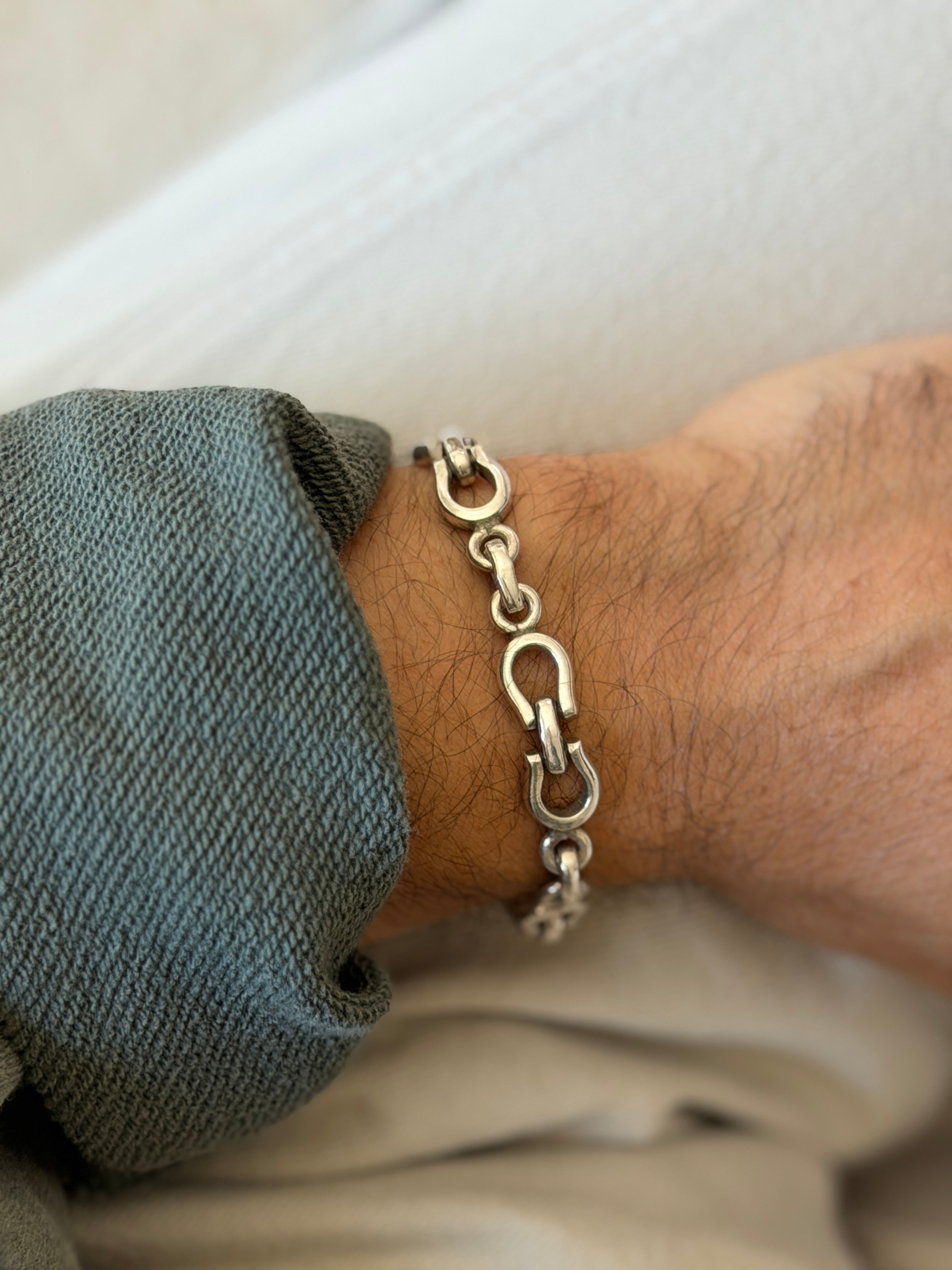 Vintage Sterling Silver Double Horseshoe Equestrian Link Bracelet | Collectors Gene