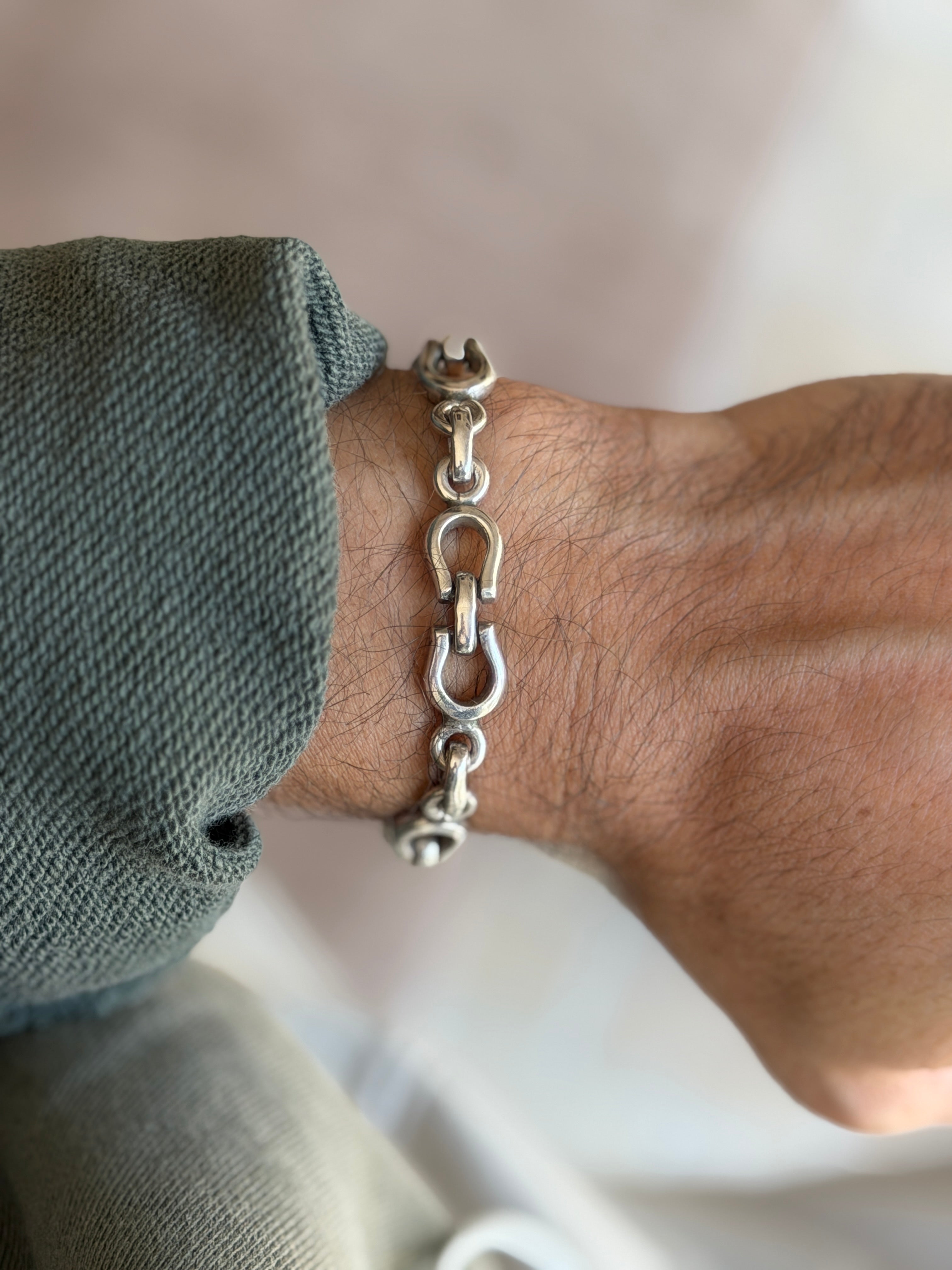 Vintage Sterling Silver Double Horseshoe Equestrian Link Bracelet | Collectors Gene