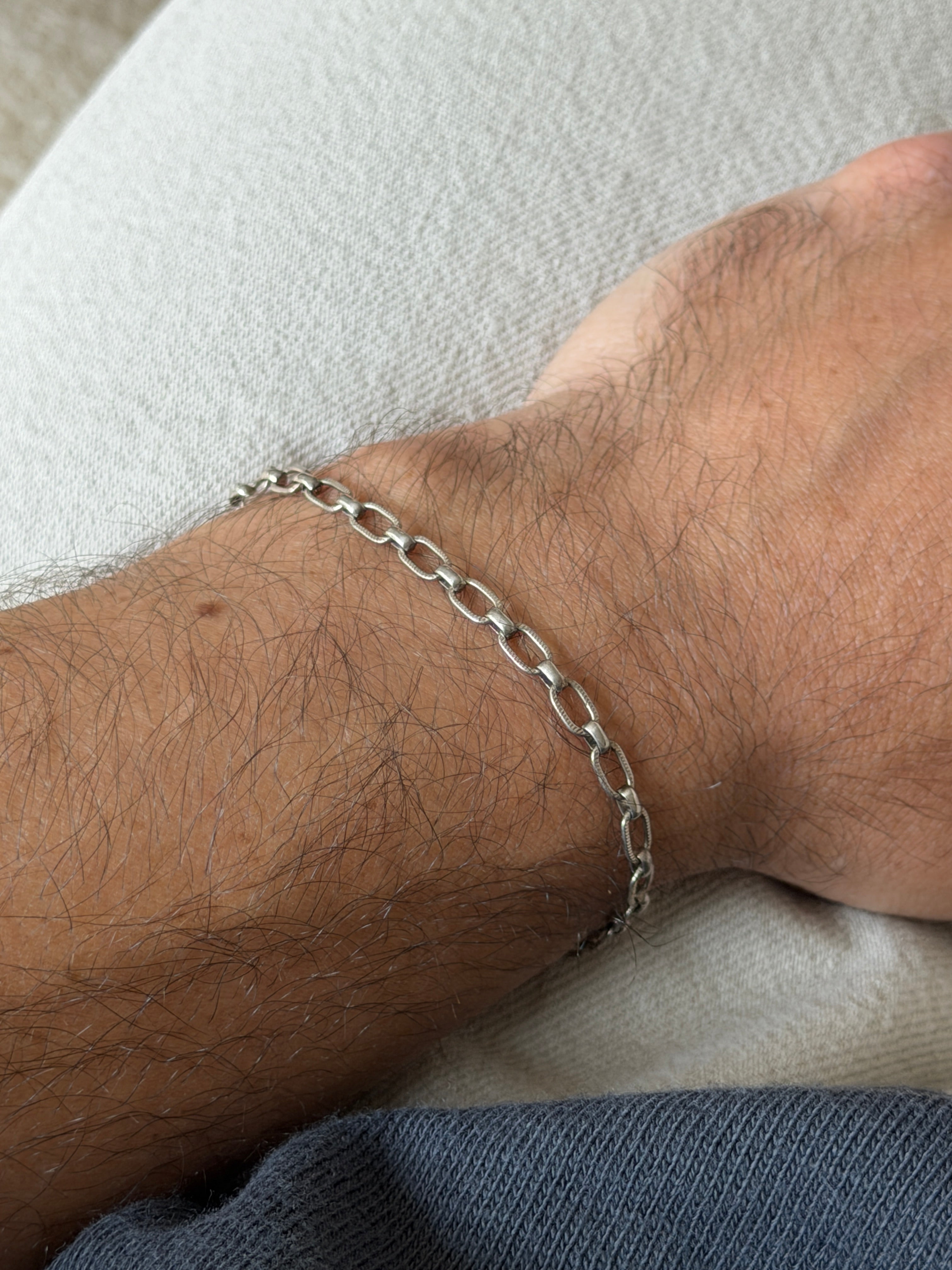 Vintage Sterling Silver Textured Oval Link Bracelet | Collectors Gene