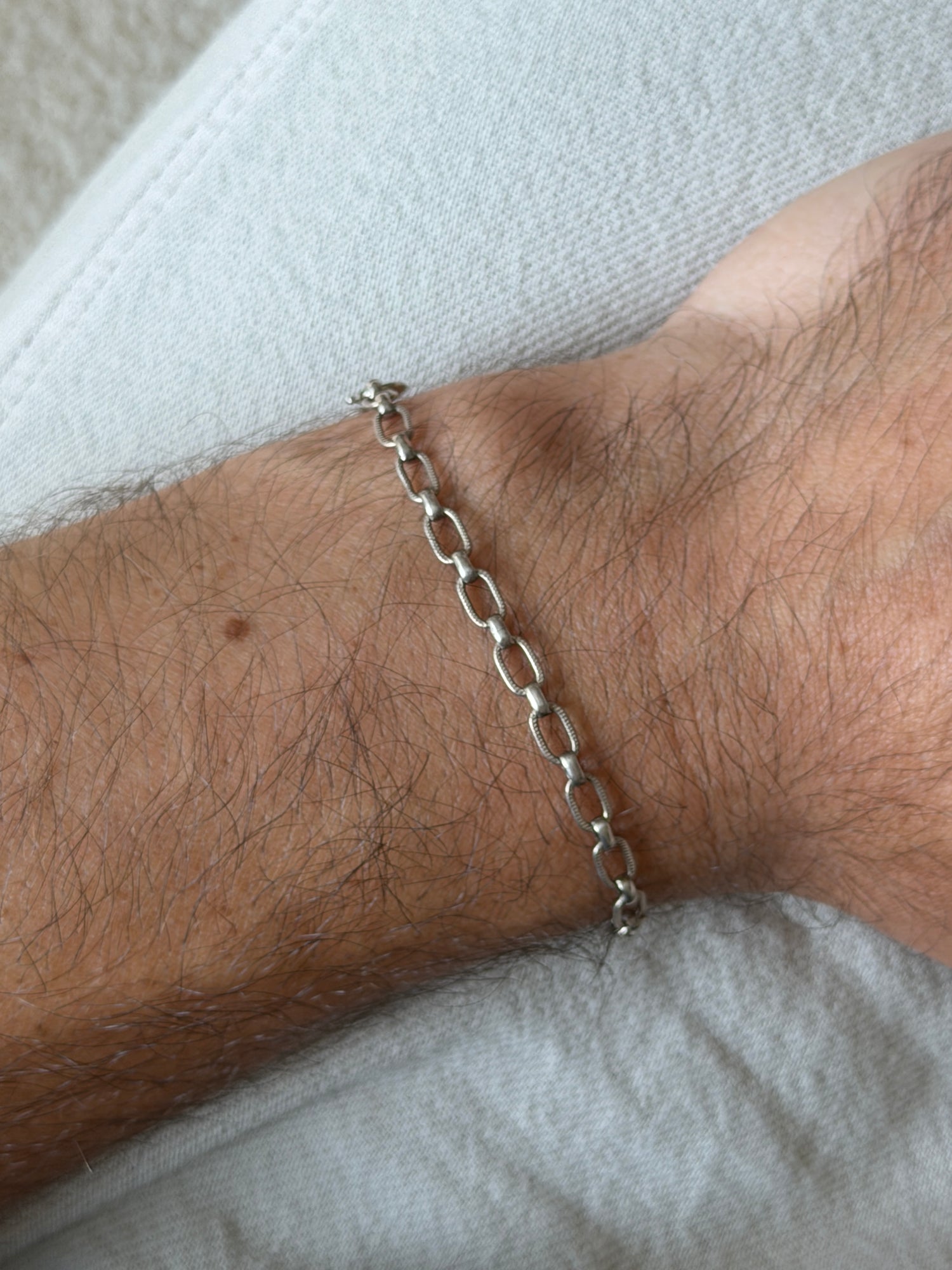 Vintage Sterling Silver Textured Oval Link Bracelet | Collectors Gene