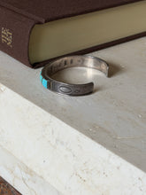 Close-up of the cuff&